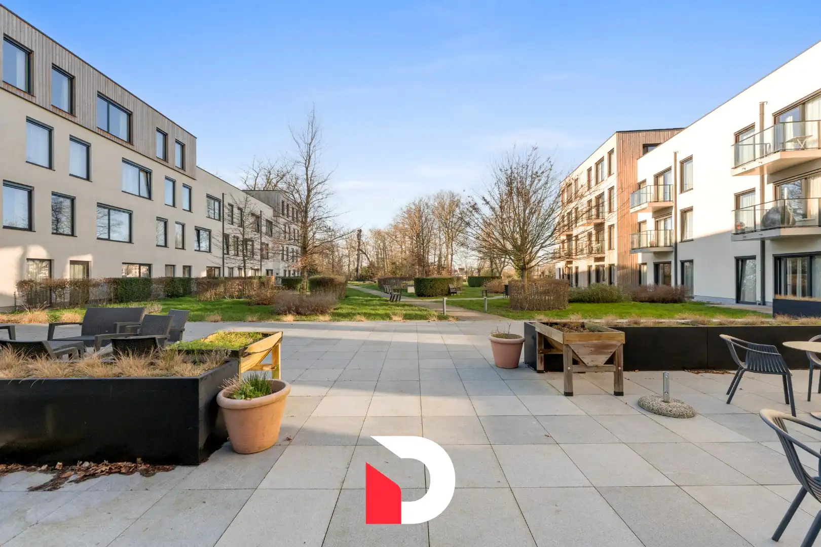 Stijlvolle assistentiewoning met terras en groen uitzicht te Brugge foto 12