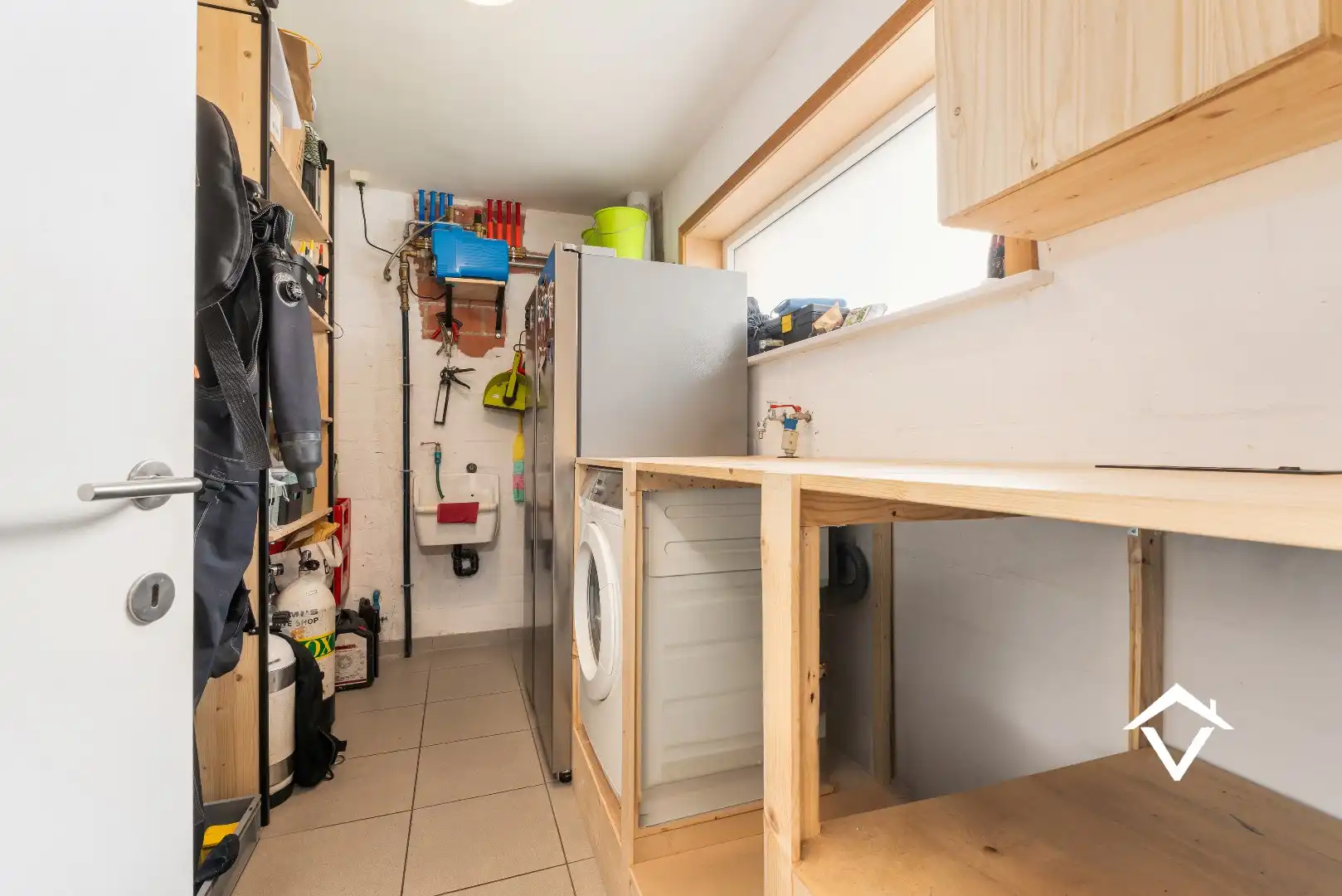 Recente halfopen bebouwing (2019) in rustige, doodlopende straat te Koekelare foto 13