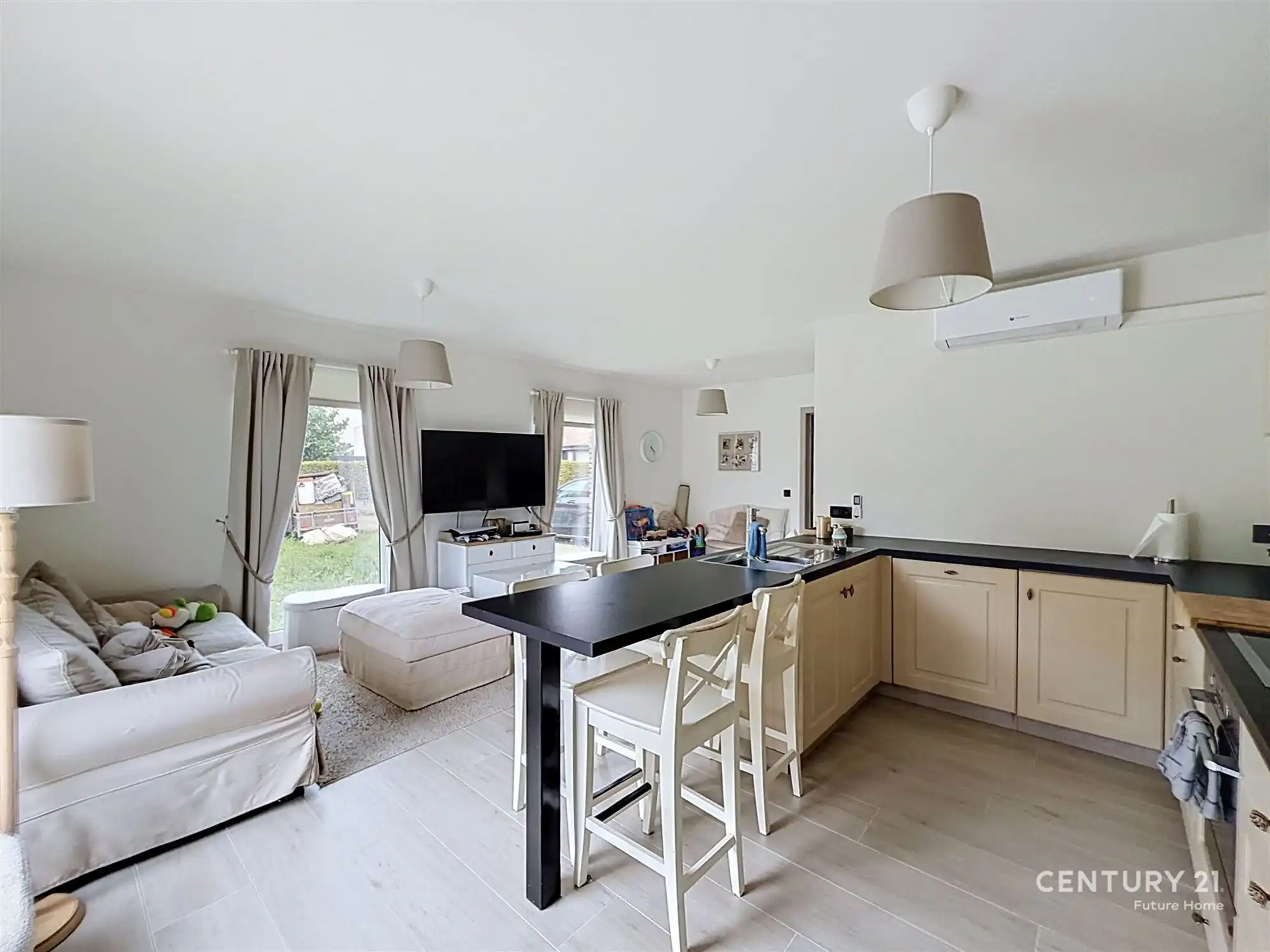 Prachtige ruwbouw woning met afgewerkt bijgebouw te koop! foto 31