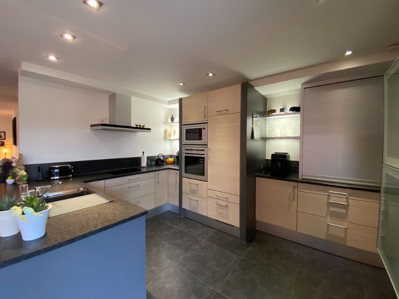 Luxueus en ruim duplex-appartement met 3 slpks en terras + parking foto 7