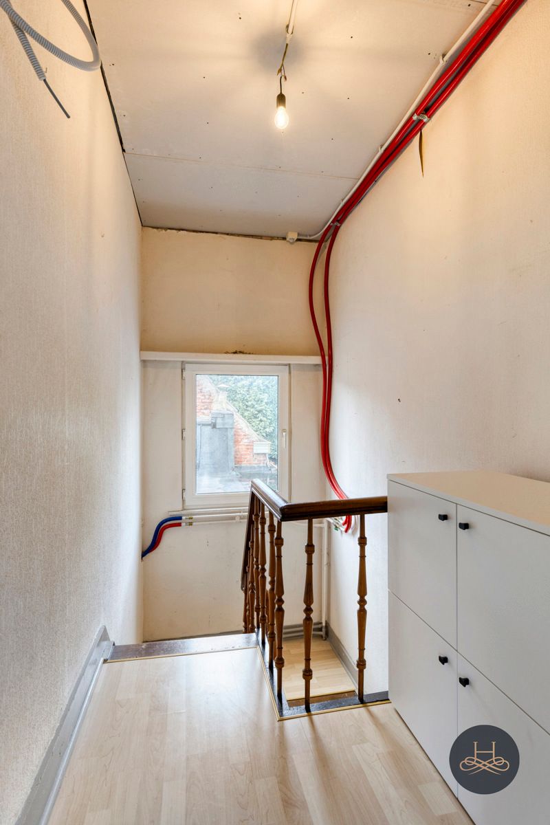 Vrijstaande woning met enorm potentieel foto 11