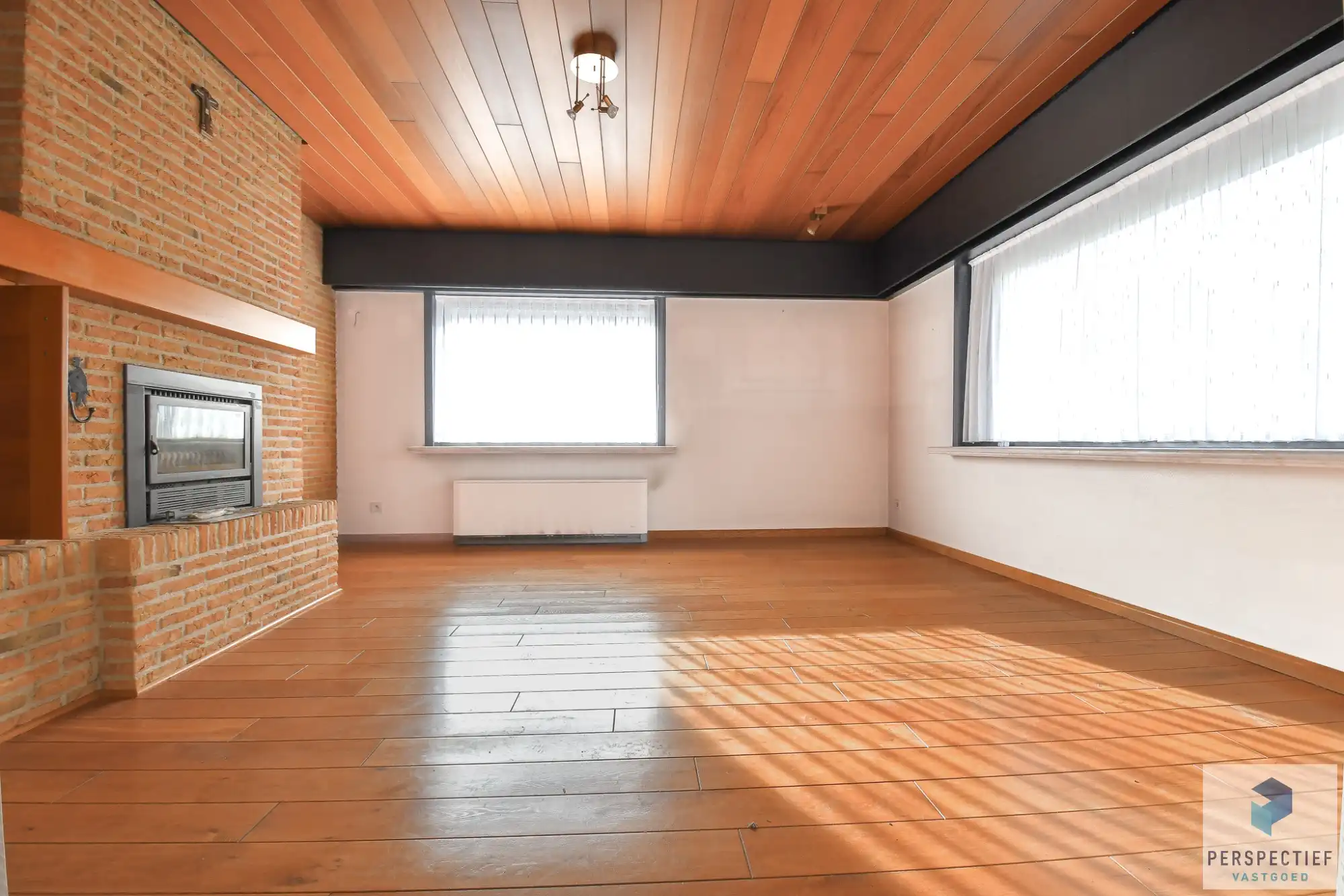 Centraal gelegen ruime woning met 3 slaapkamers - garage en grote tuin foto 6