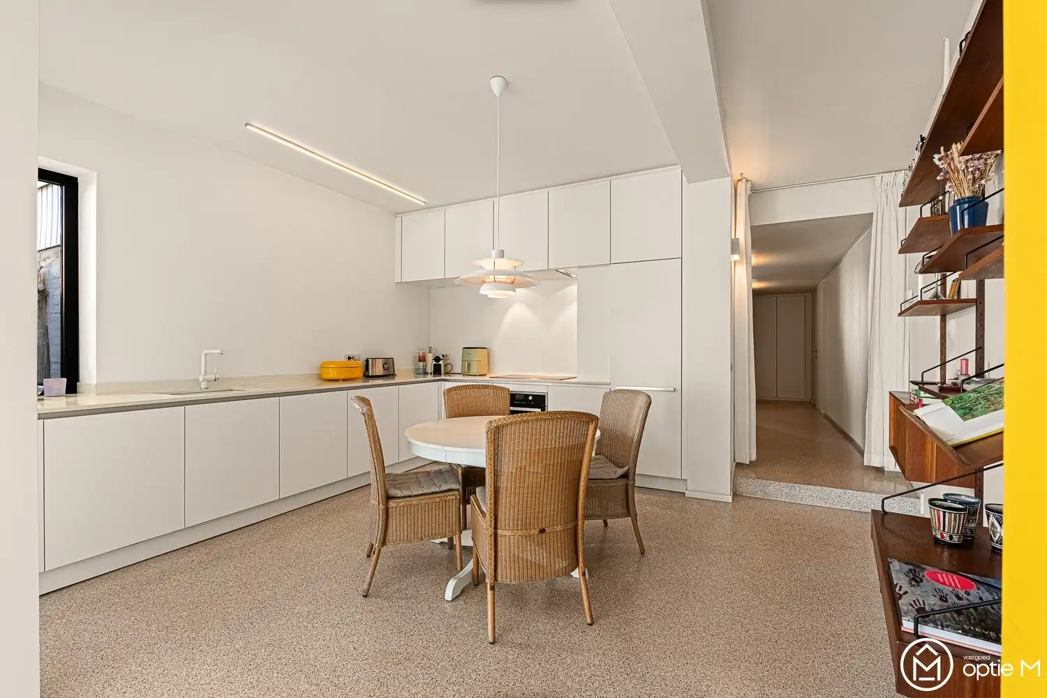 Unieke ruime woning met 5 slpks vlakbij het centrum van Hasselt foto 7