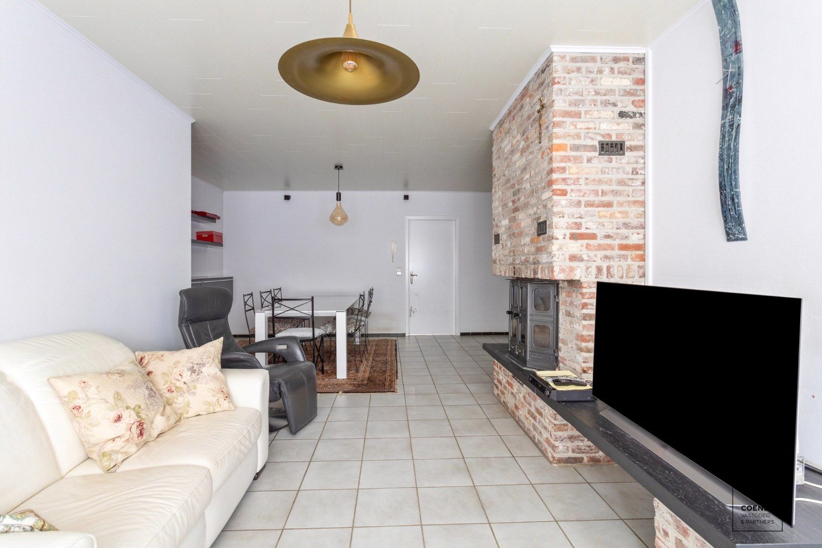 Ruime stadswoning van 177 m² met 4 slaapkamers in het centrum van Hoogstraten! foto 4