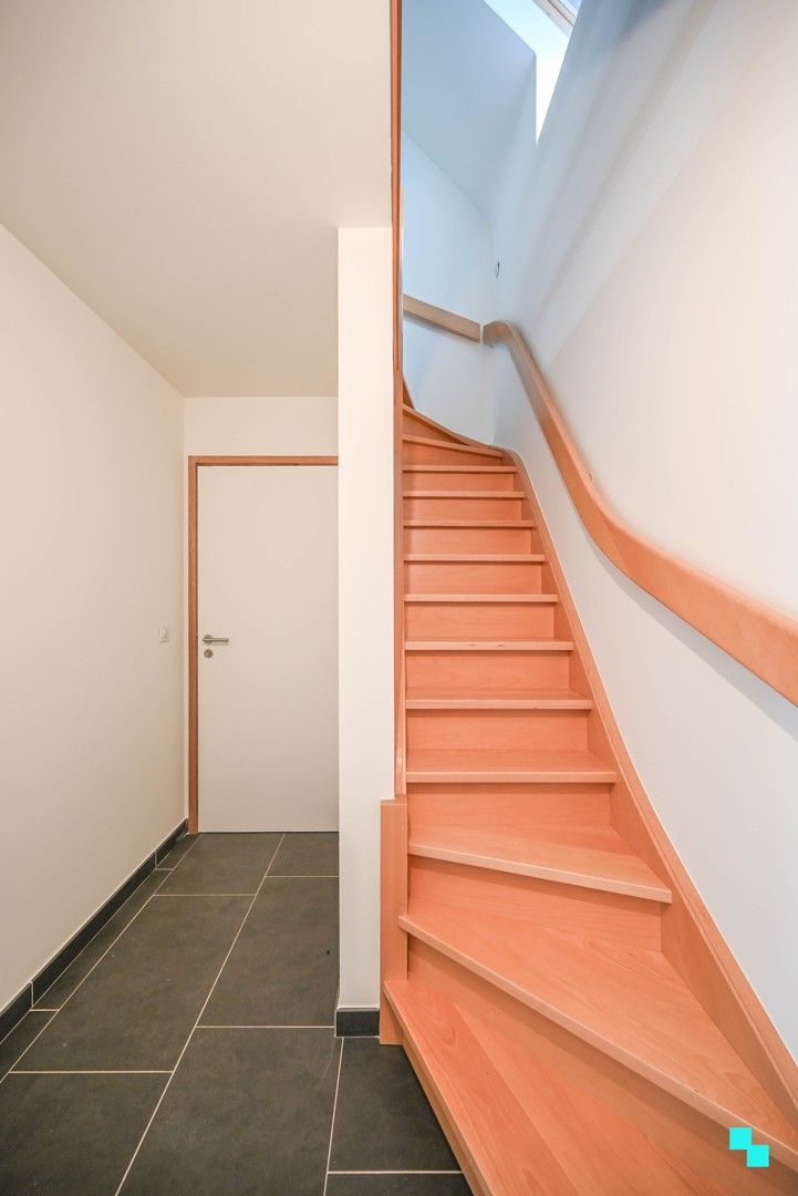 Uiterst kwalitatief tweeslaapkamerappartement met garagebox foto 18