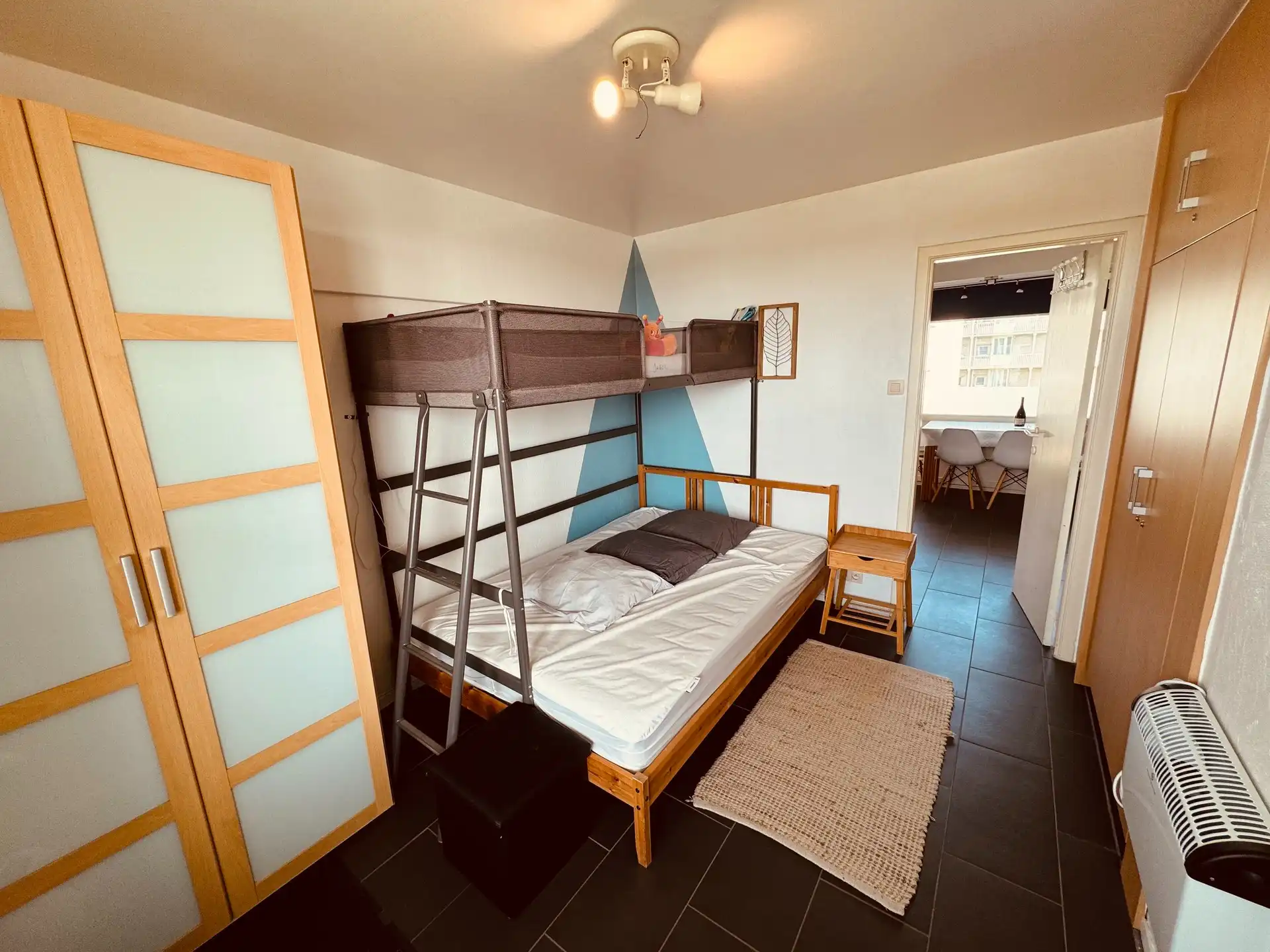 Heel verzorgd appartement met één slaapkamer, gelegen in Vosseslag - De Haan). foto 5