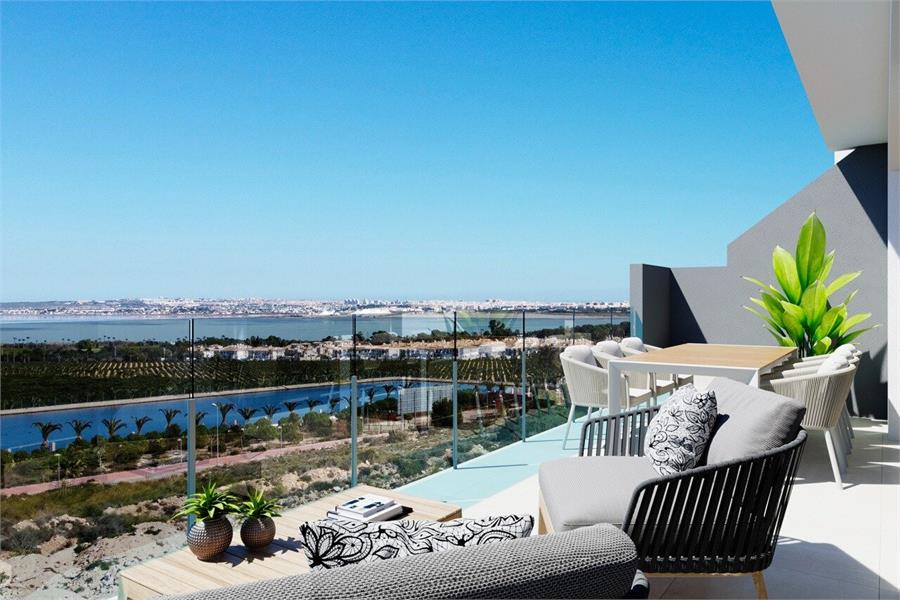 Nieuwbouw residentie van halfvrijstaande villa's in Los Balcones foto 2