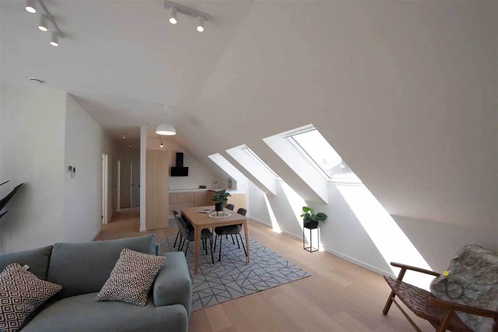 Beleef luxe, comfort en energiezuinigheid in een karaktervolle architectuur. foto 5