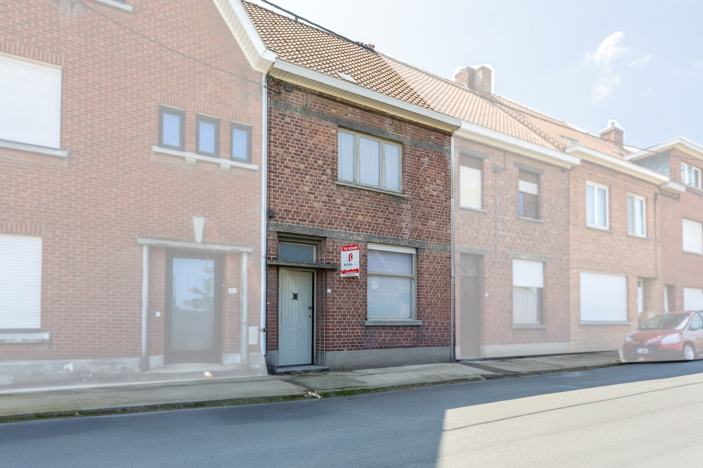 Hoofdfoto van de publicatie: Op te knappen woning op uitstekende locatie