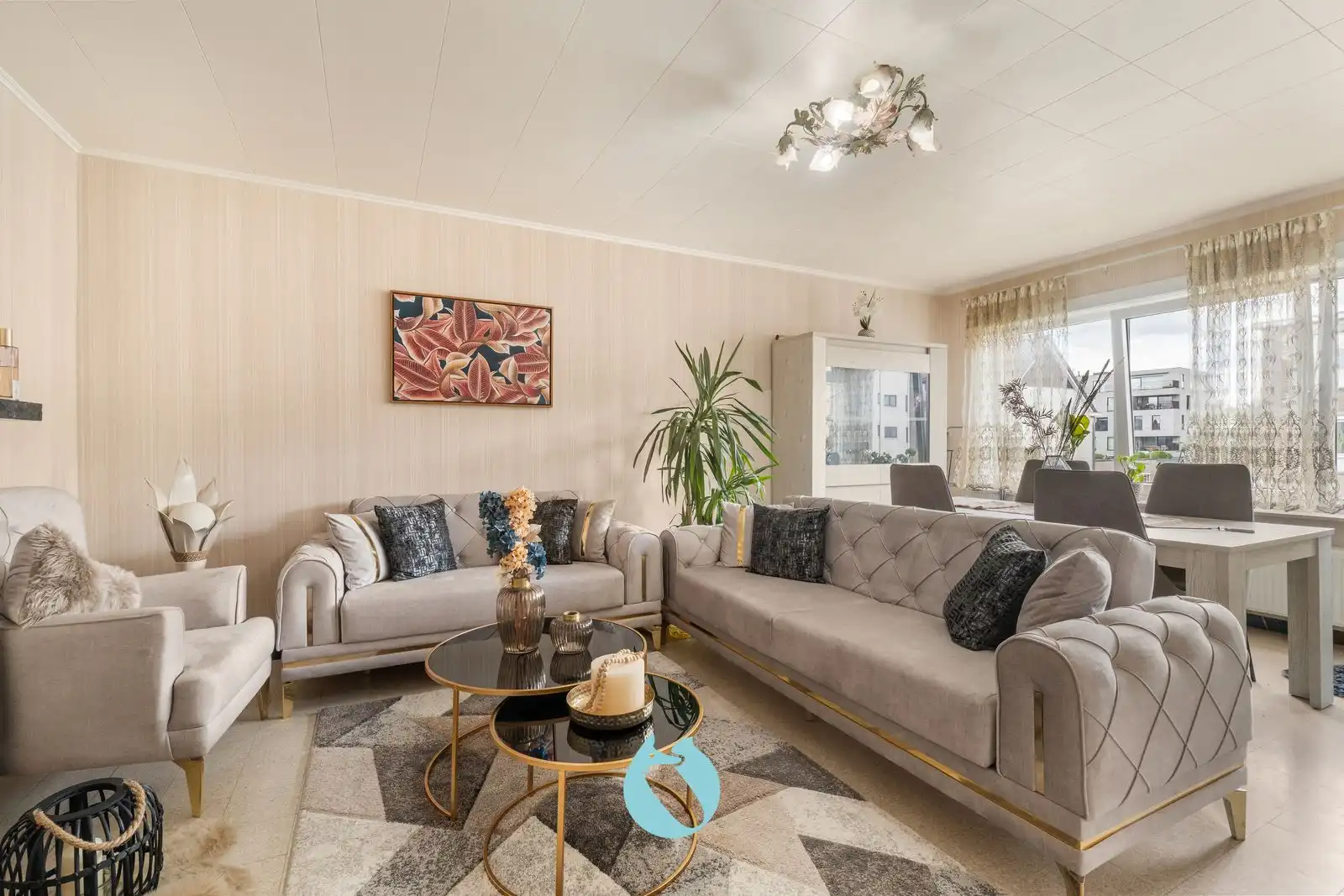 Lichtrijk appartement op de eerste verdieping foto 2