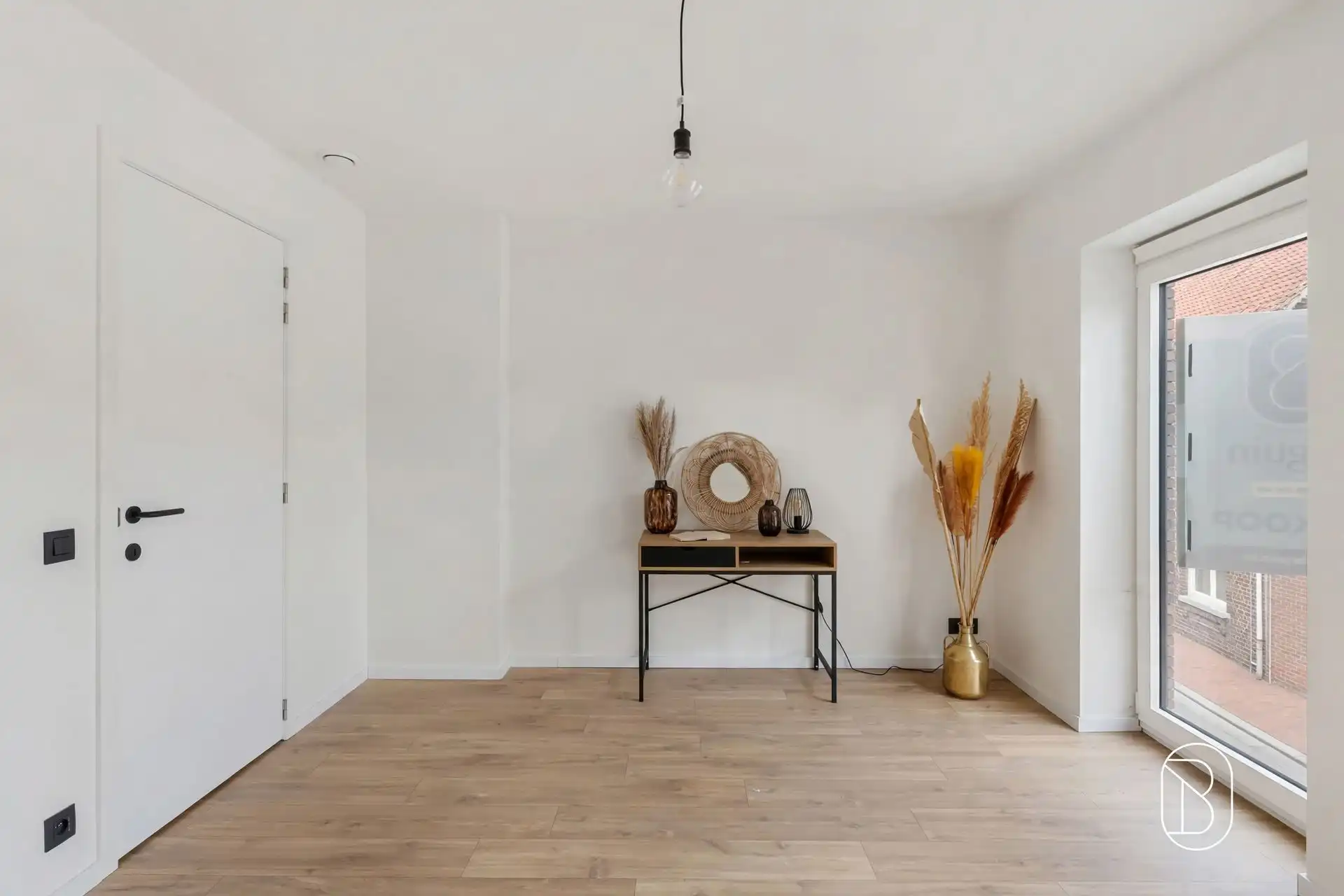 Mooie nieuwbouwwoning met 3 slk en 2 badkamers, + tuin foto 11