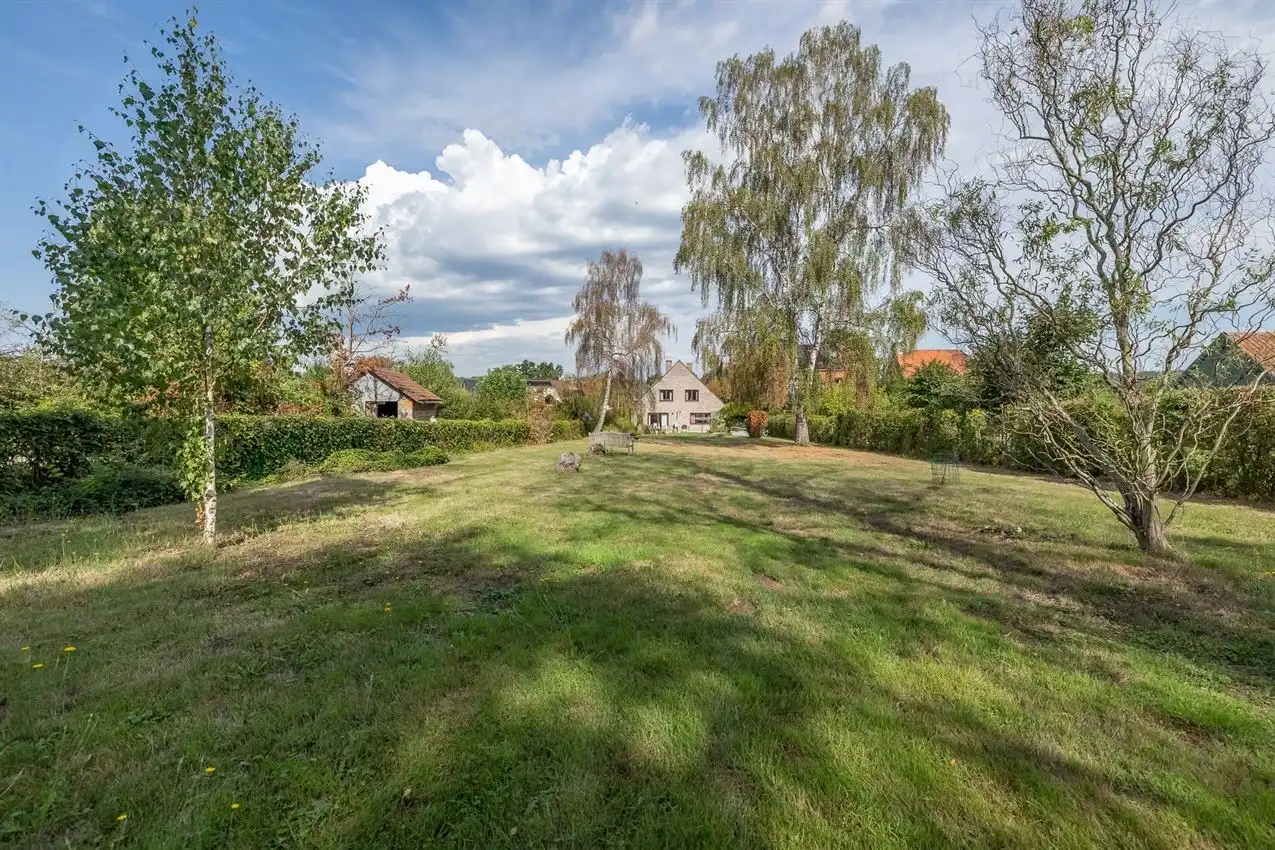 Landelijke woning met 5 slpks op ruim perceel van 35a 72ca in Testelt foto 5