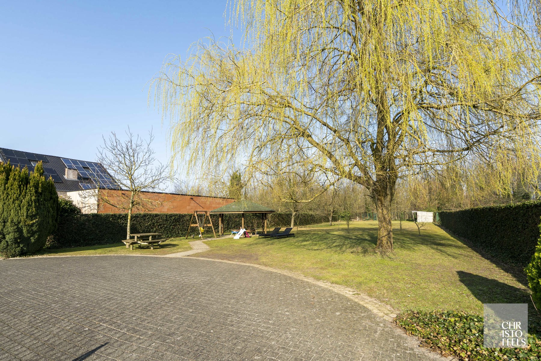 Ruime karakteristieke woning op een aangenaam perceel foto 31