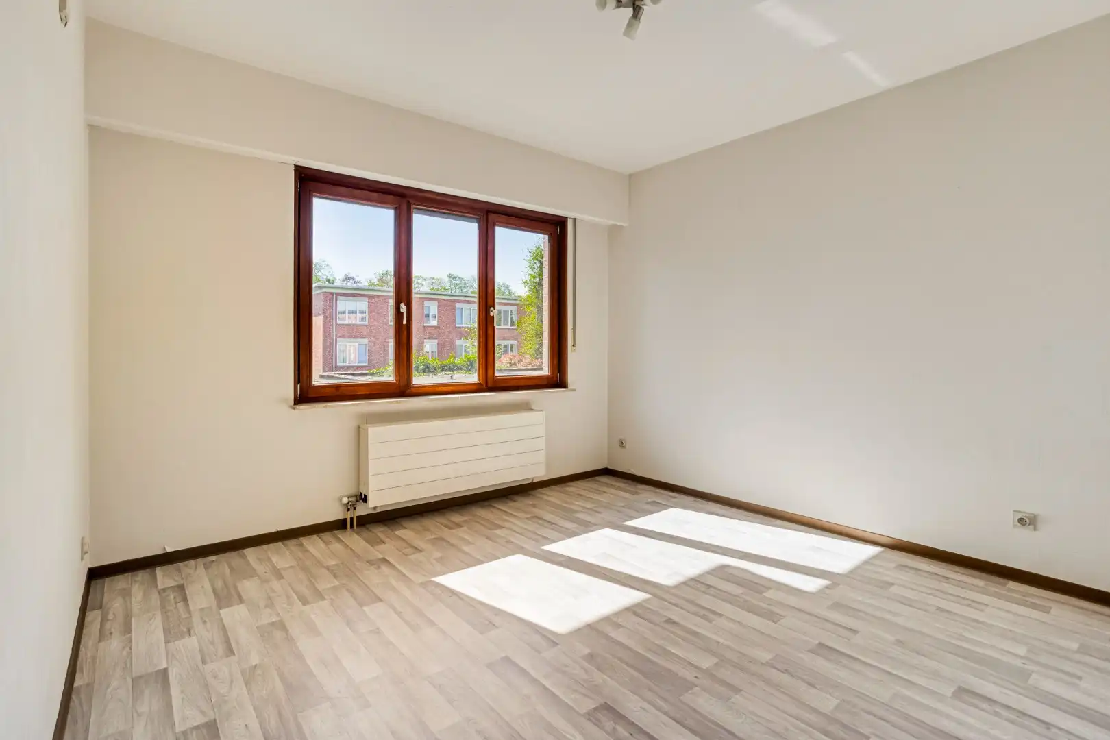 Comfortabel 2 slpk appartement met terras en garage foto 10