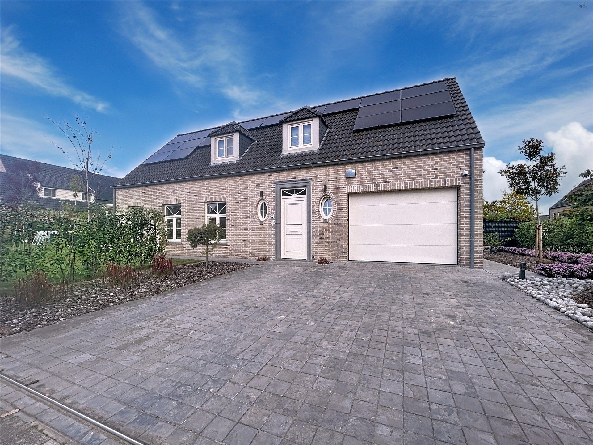 Open bebouwing met 3 slaapkamers en garage op perceel van 644m² foto 24