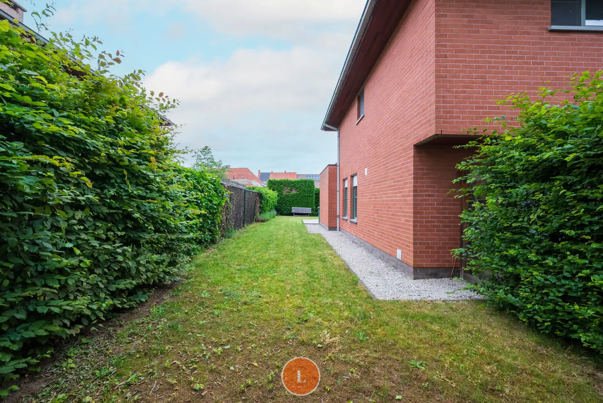 Instapklare woning in rustige wijk met 4 kamers foto 11