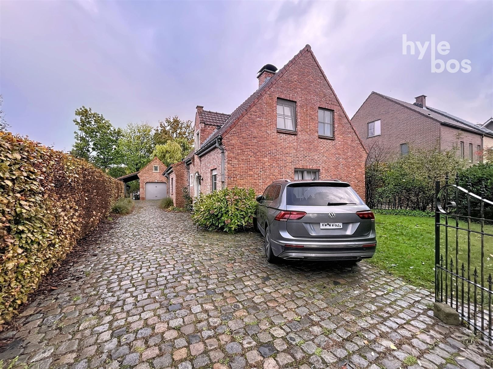 Ruime villa op toplocatie !  foto {{pictureIndex}}