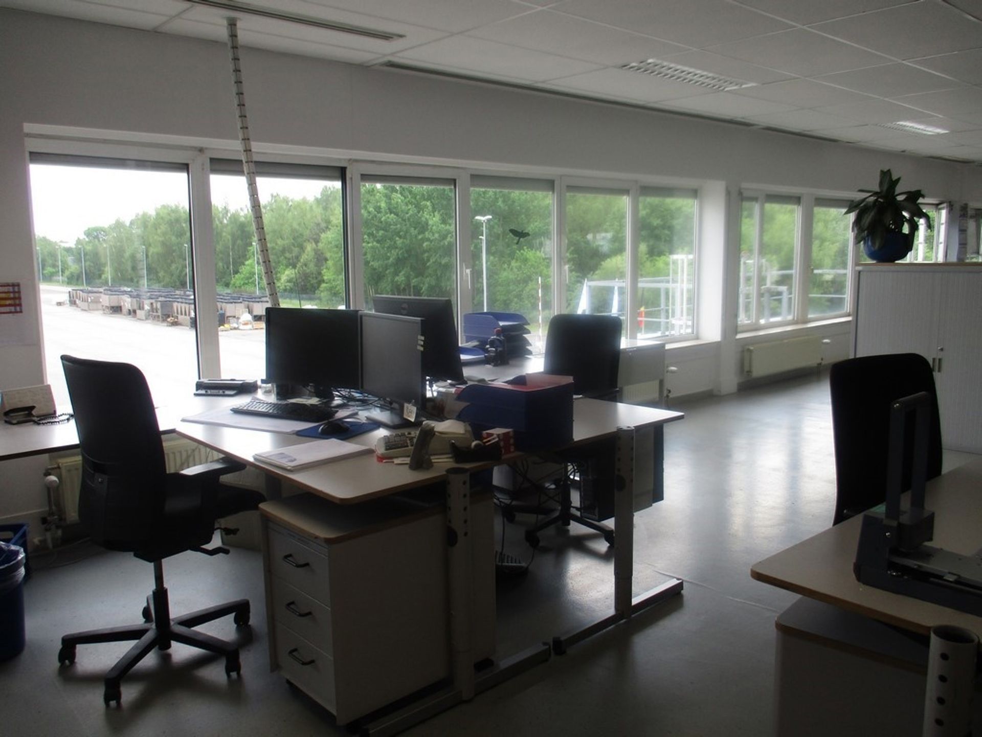 Genk: Logistieke nieuwbouw magazijnen en loskades met kantoren te huur foto 8