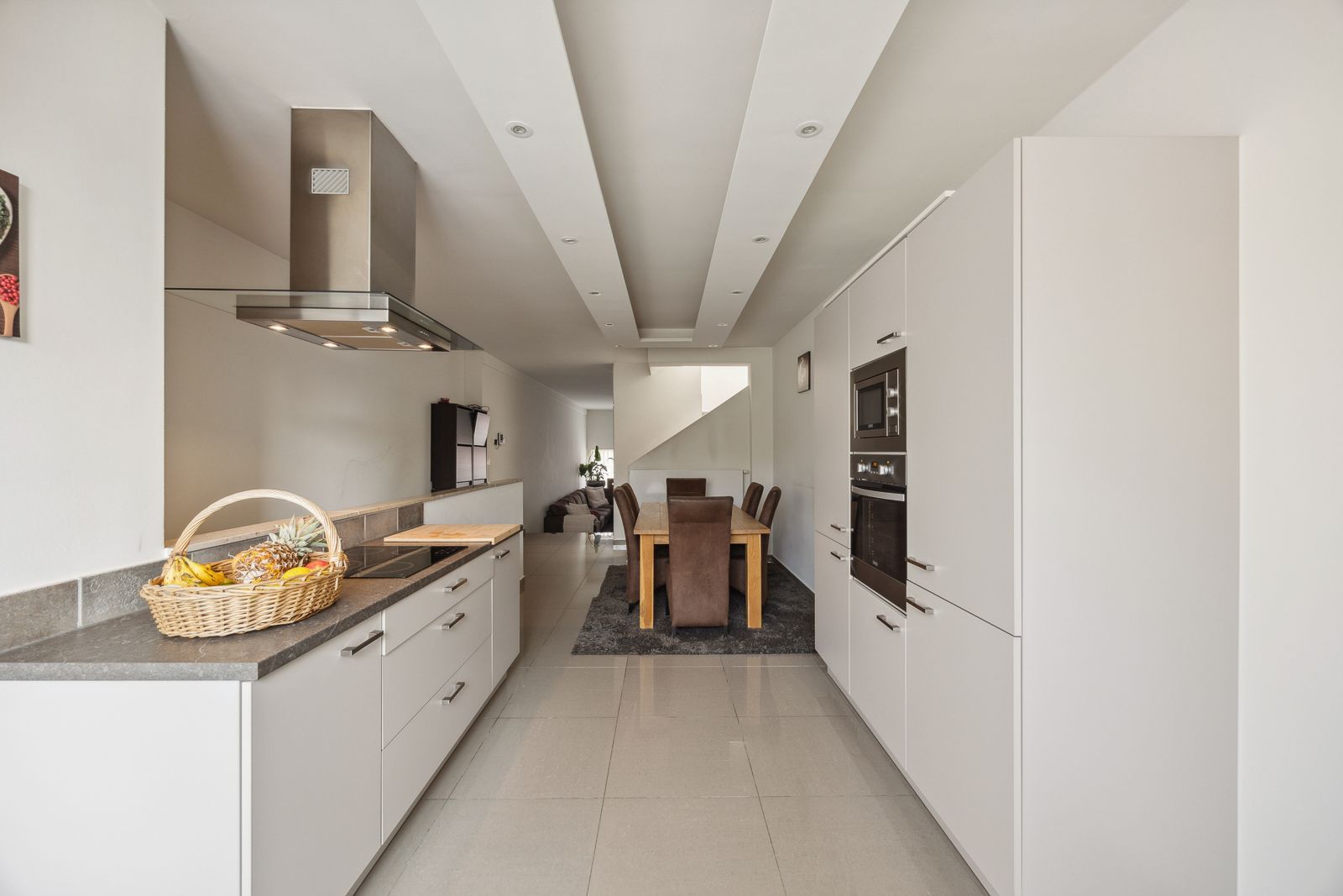 Instapklare duplex met commerciële ruimte op goede locatie te Brasschaat! foto 7