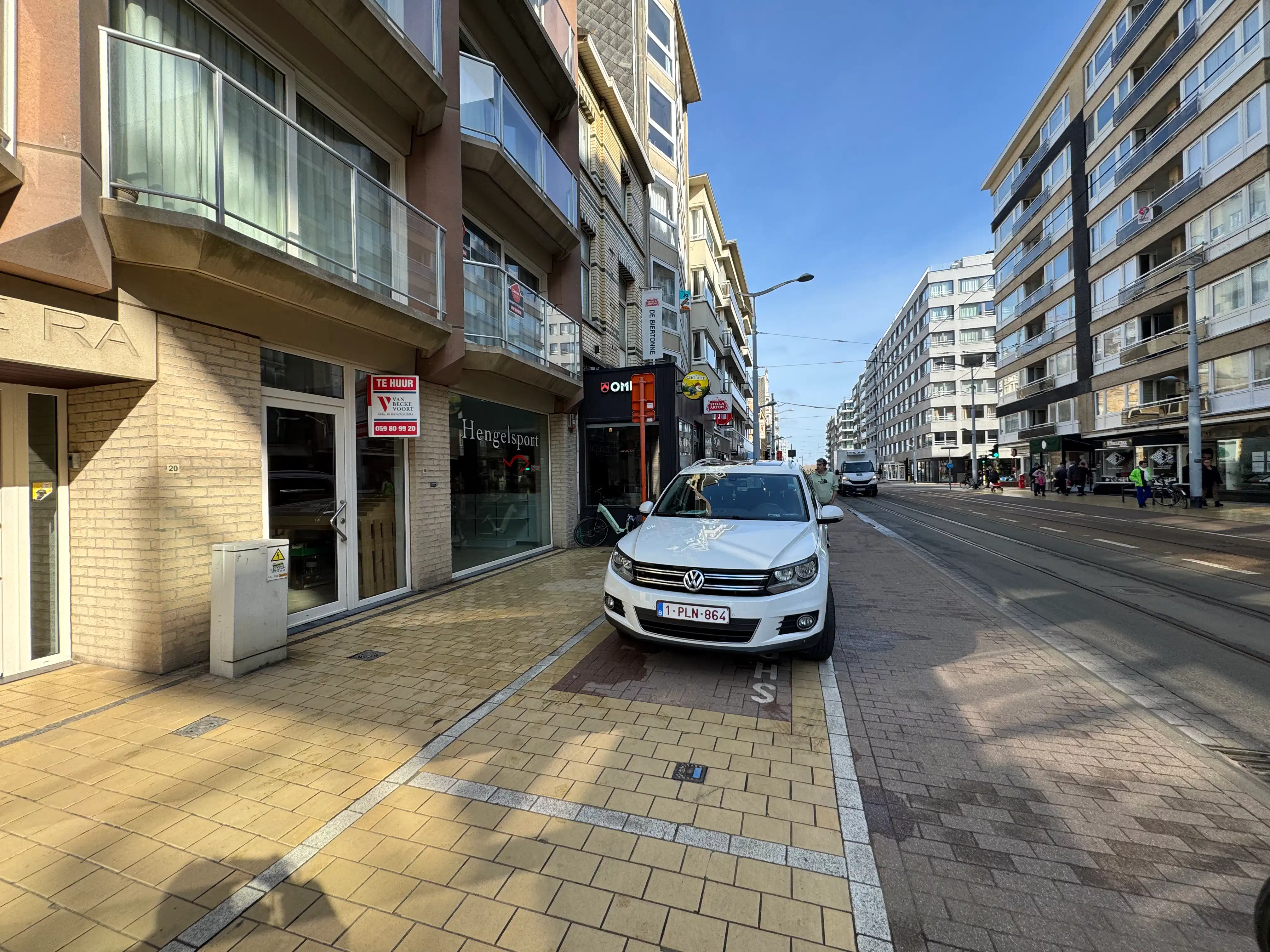 Handelsgelijkvloers 148m² + kelder 65m² foto 14