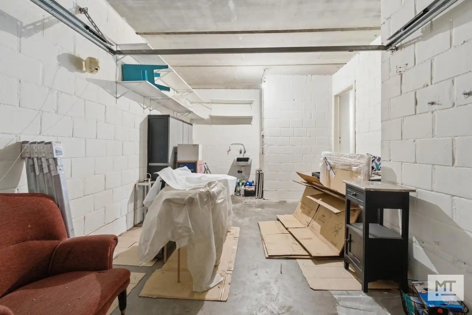 Gelijkvloers twee-slaapkamerappartement met garage te koop in het centrum van Langemark foto 15