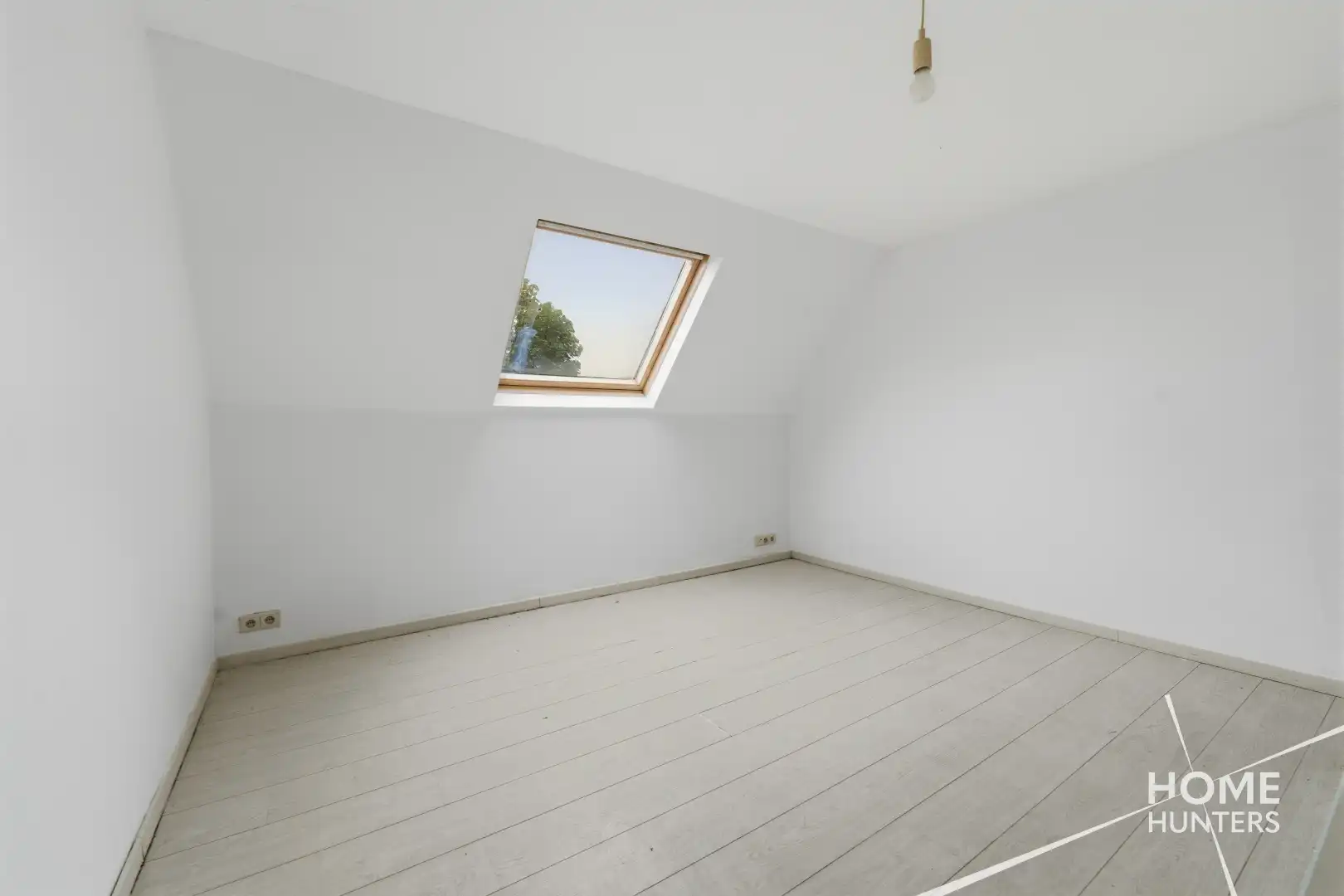 Charmante woning met zuidgerichte tuin in hartje Heuvelland foto 11