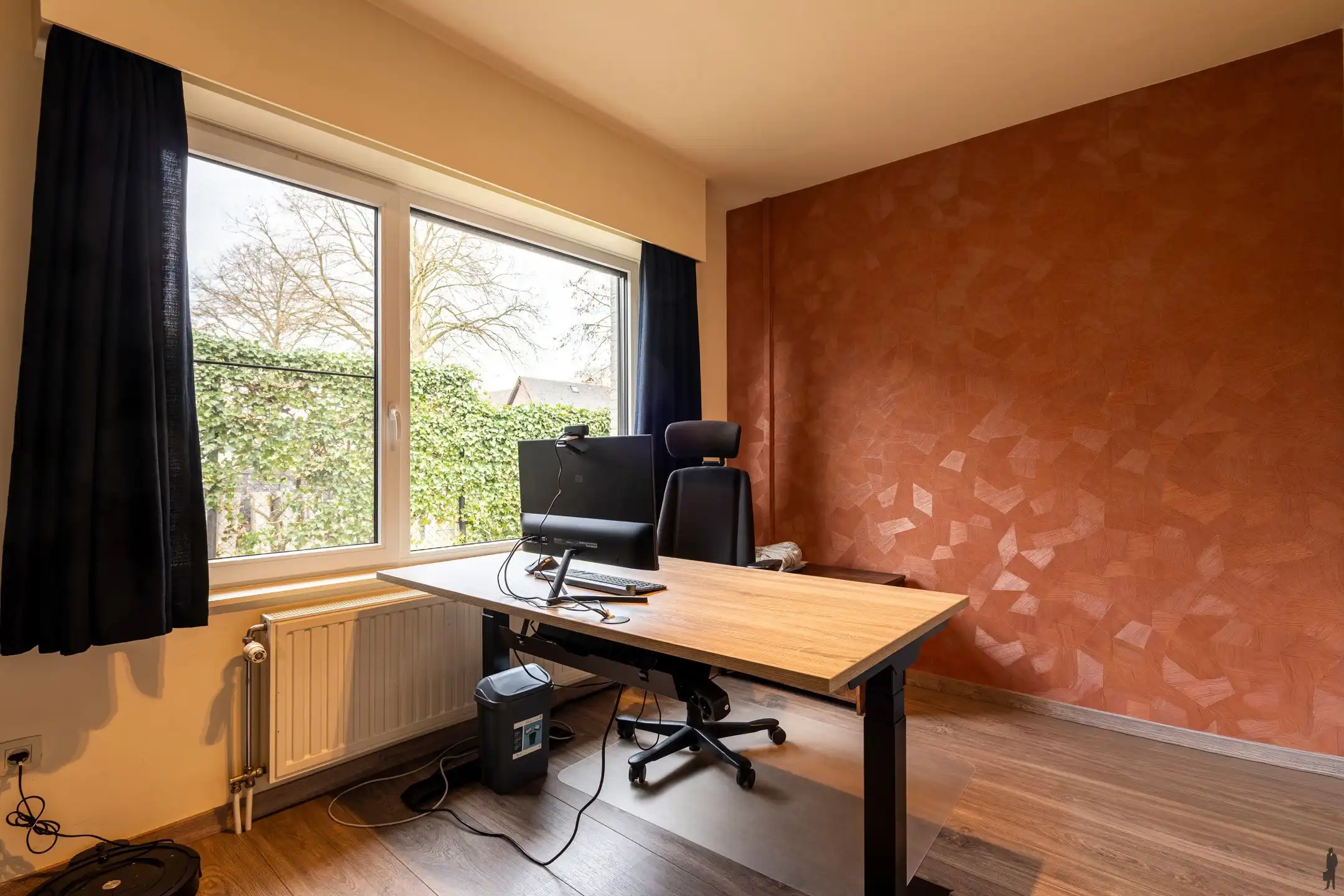 Ruime villa in rustige straat met prachtige zuid-west tuin foto 19