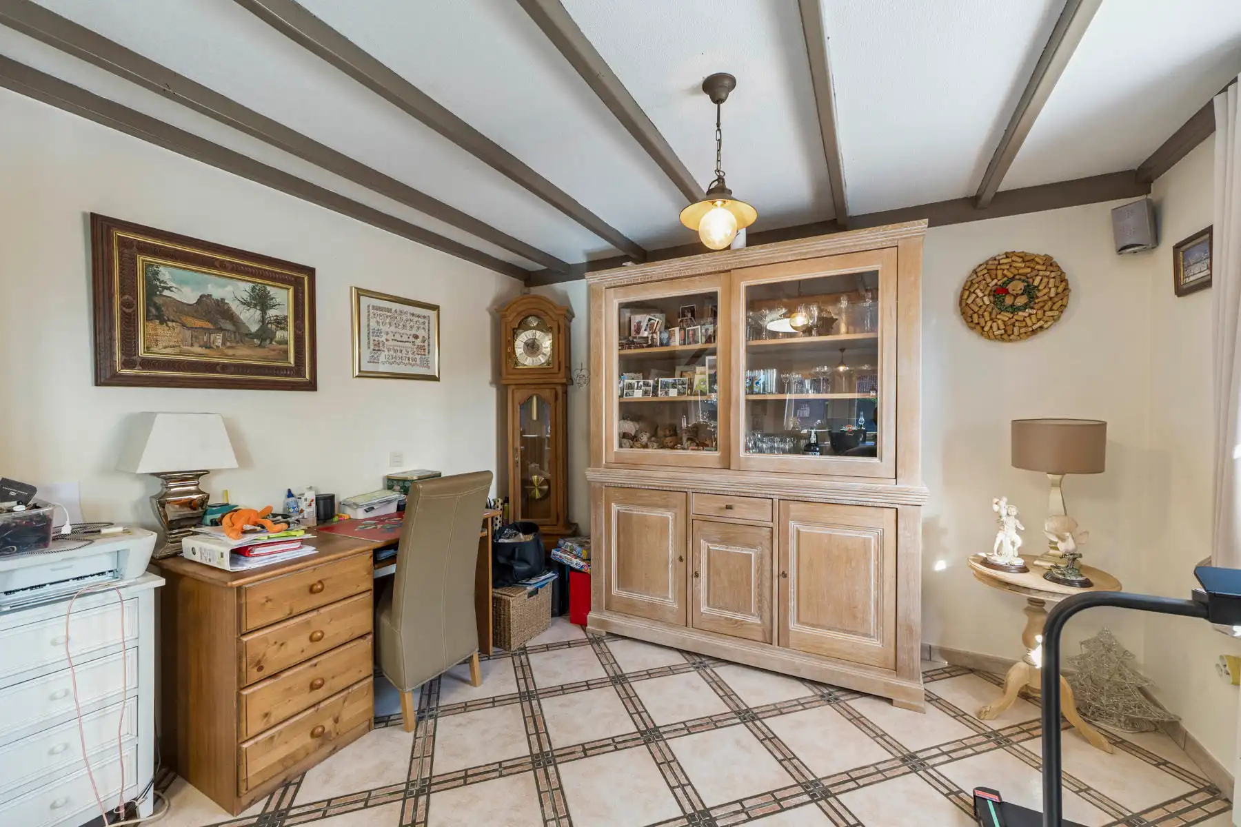 Gelijkvloerse woning met 4 slaapkamers en zonnepanelen  foto 8