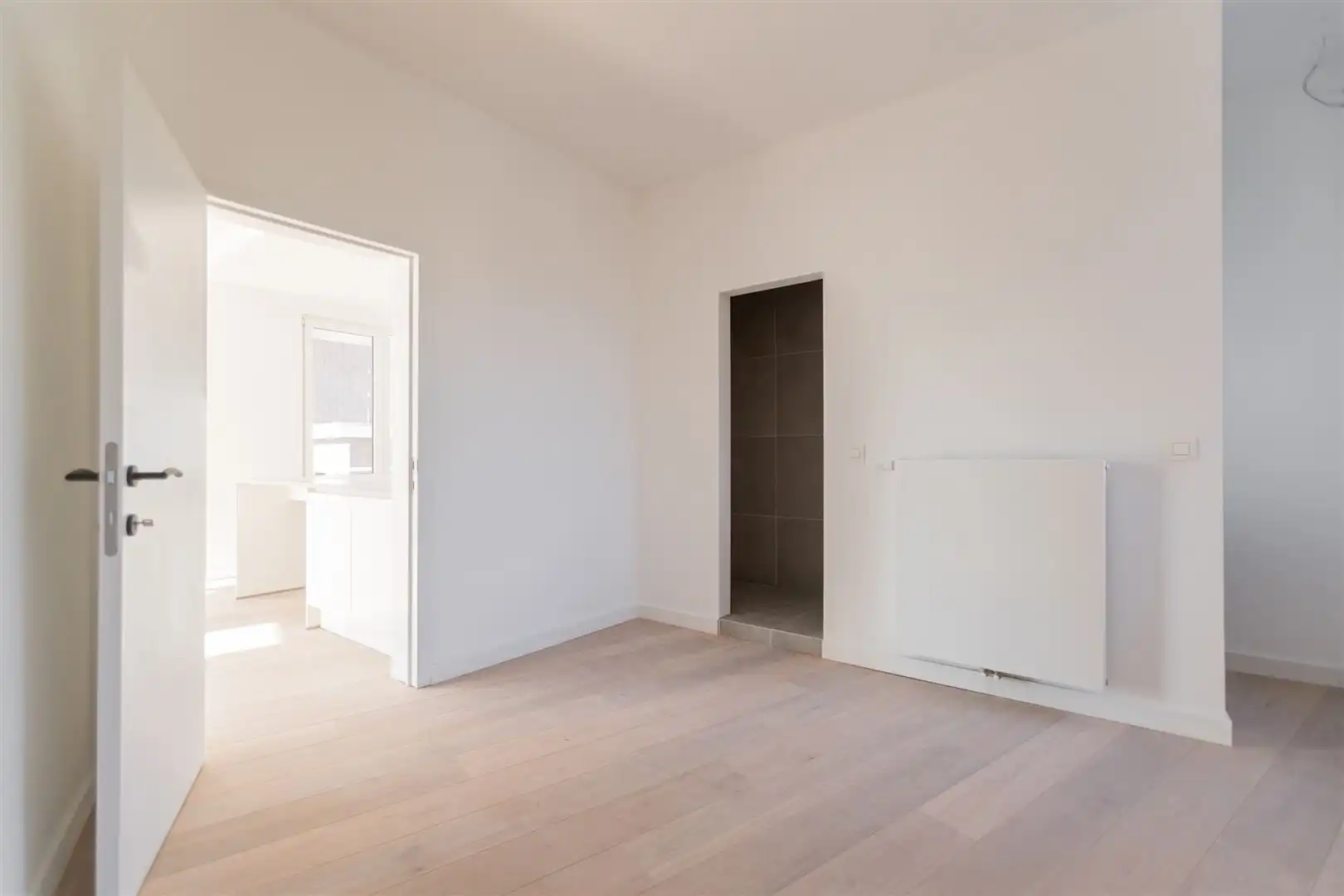 Leuk en lichtrijk hoekappartement foto 11