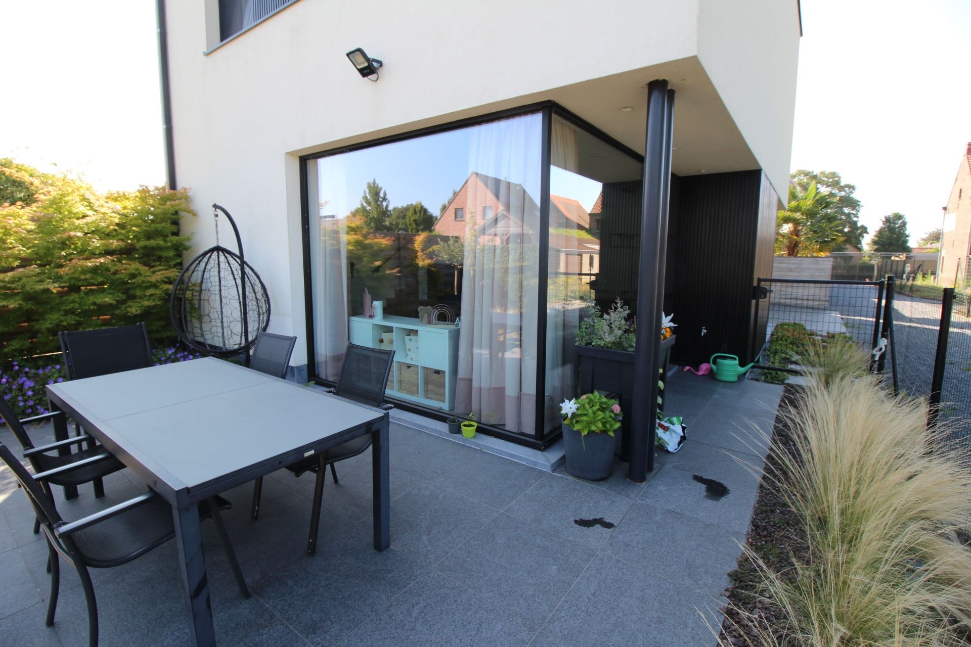 Moderne, energiezuinige woning. 3 Slaapkamers. foto 21