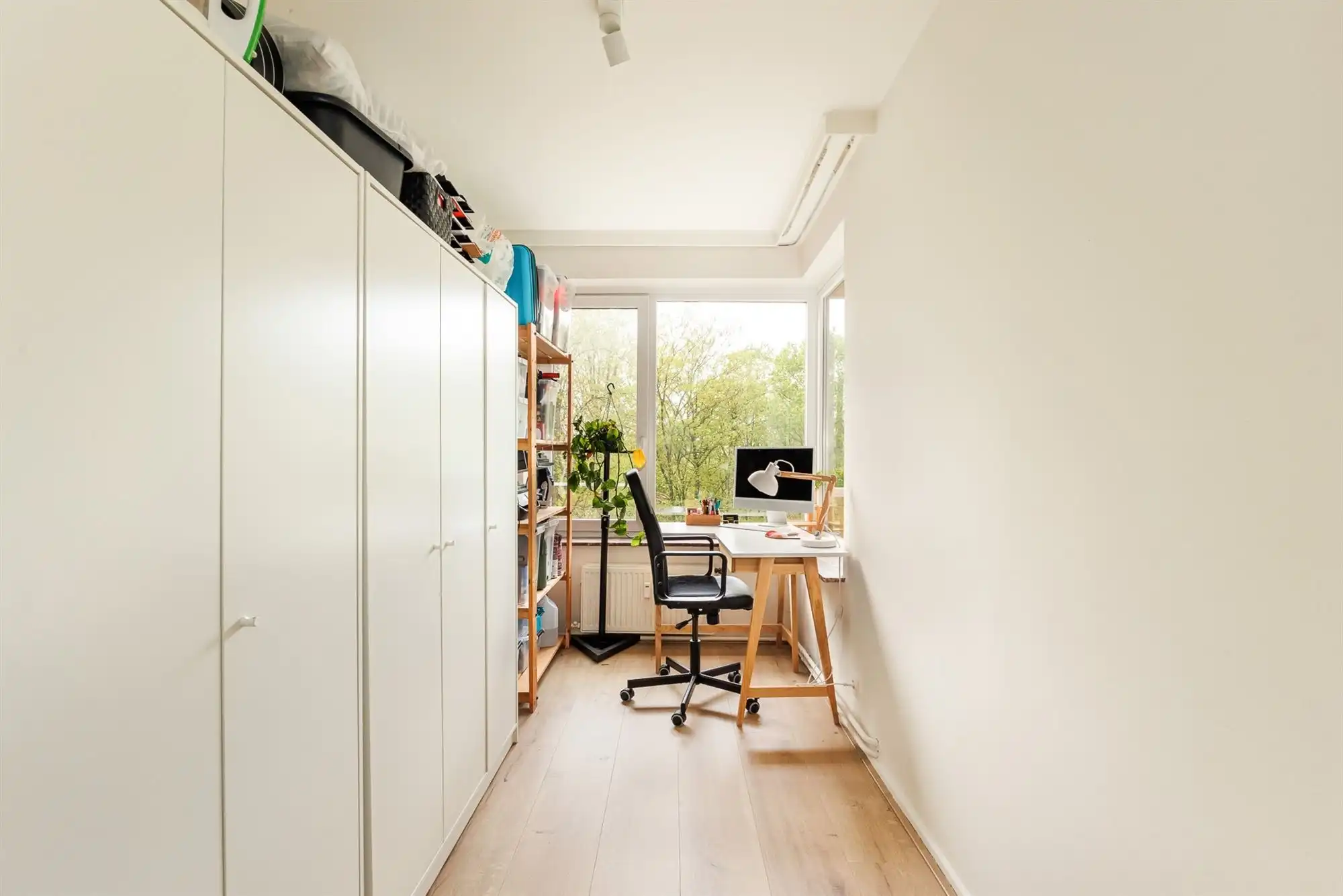 Gerenoveerd 2 Slaapkamer appartement met terras in Berchem foto 16