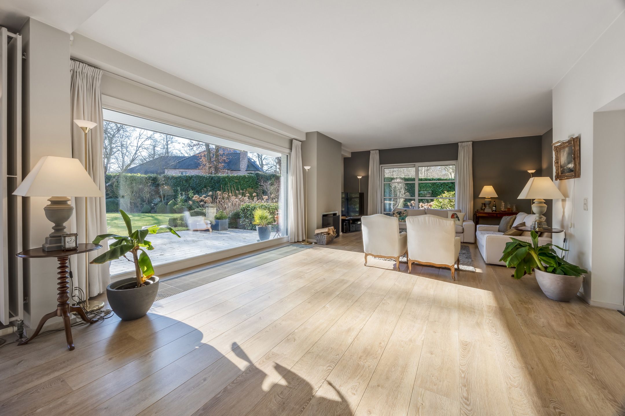 Op te frissen ruime villa op prachtig perceel op topligging! foto 7