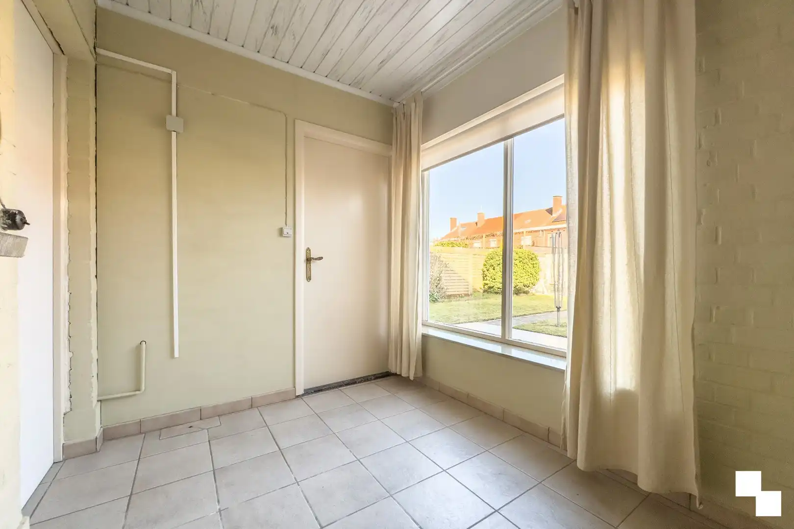 Rustig gelegen woning met garage te Kachtem foto 20