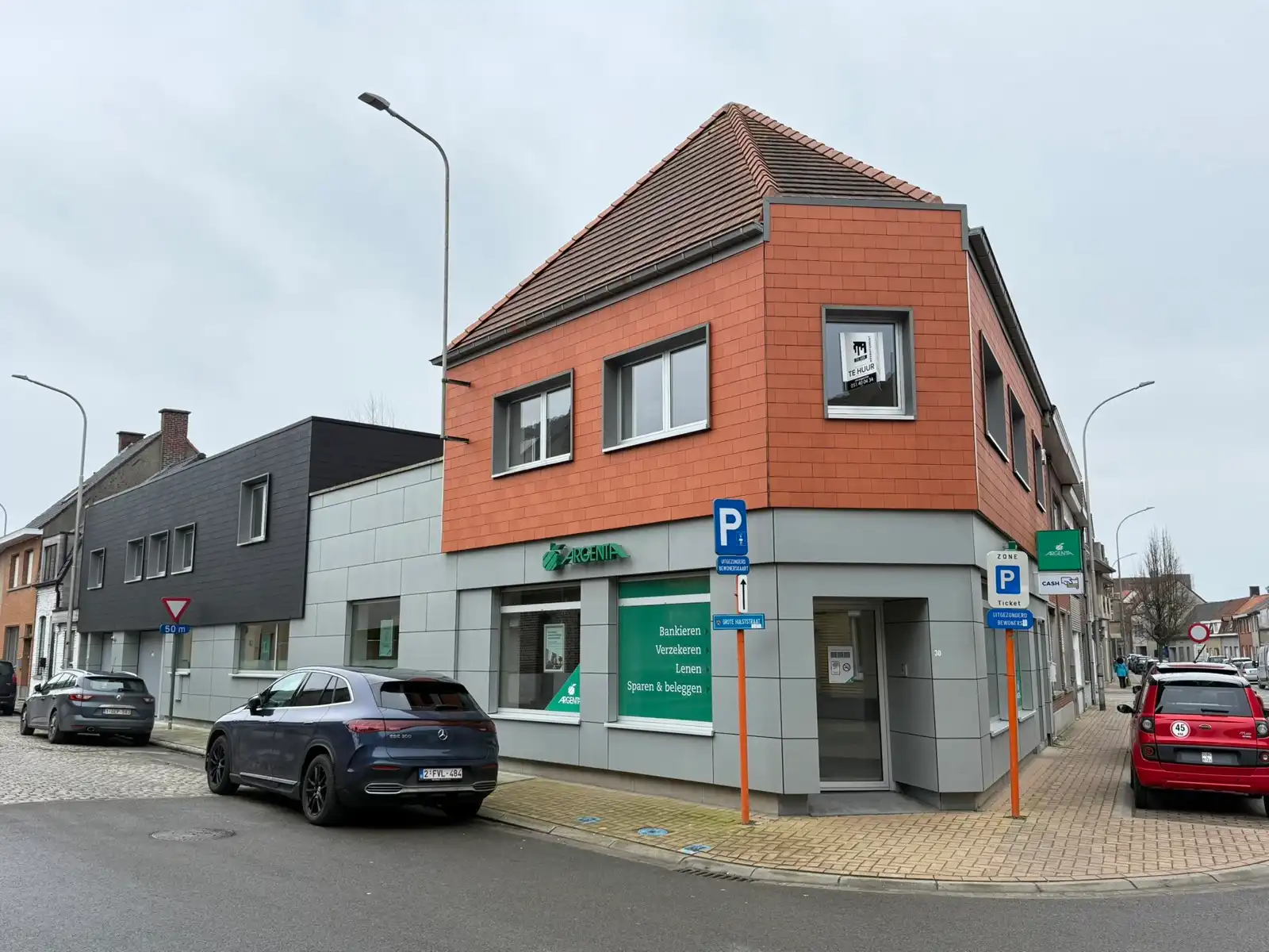  Polyvalente commerciële ruimte met  garage  foto 3