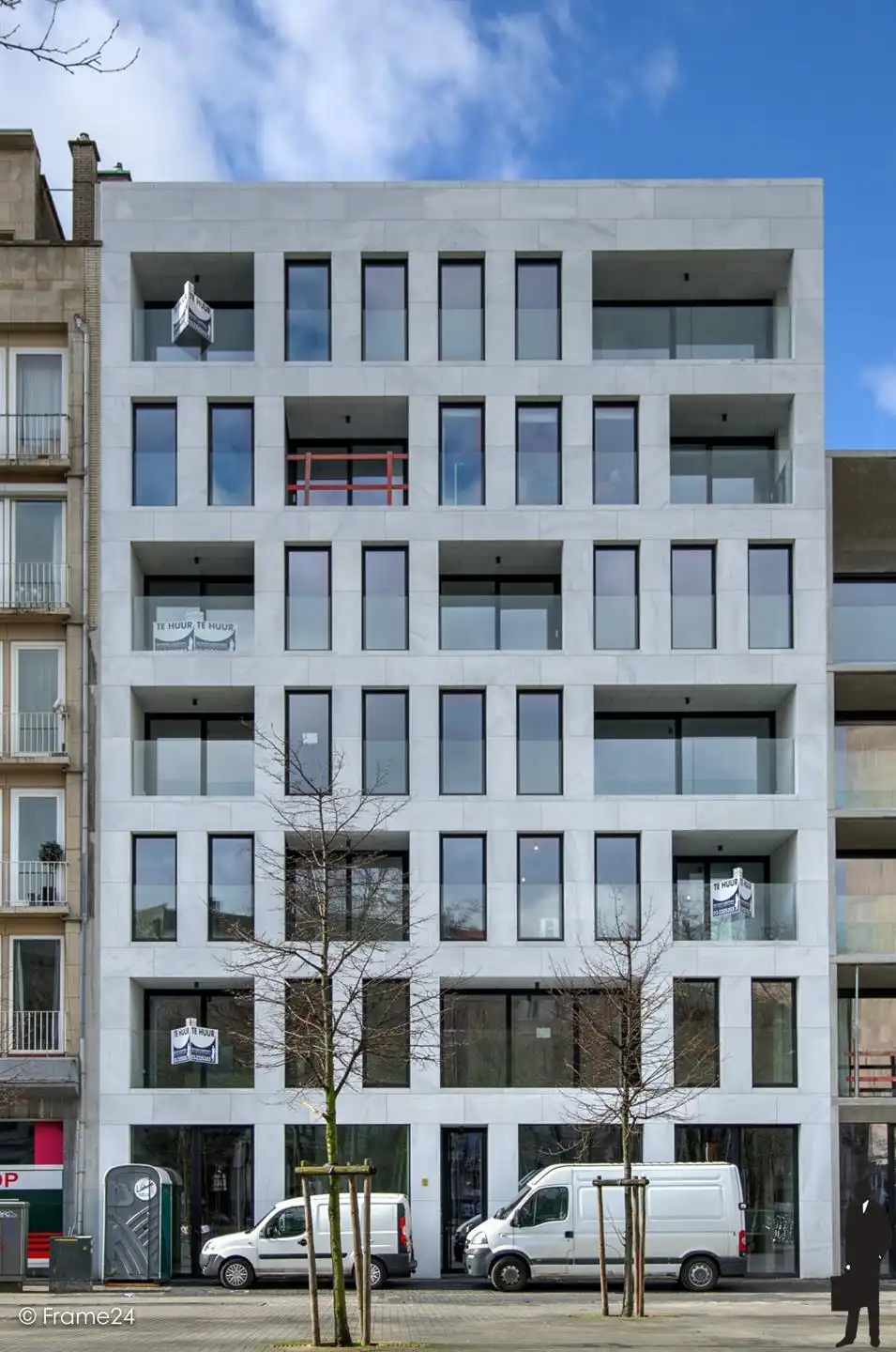 Lichtrijk 2-slaapkamerappartement met terras en staanplaats! foto 15