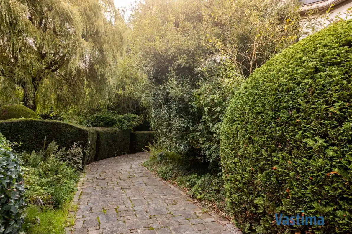 Karaktervolle villa met authentieke charme in een groene setting foto 36