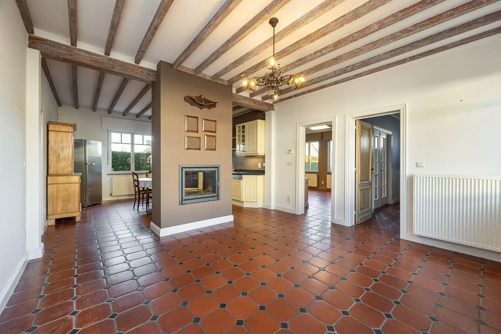 Exclusief landhuis met multifunctioneel bijgebouw foto 7