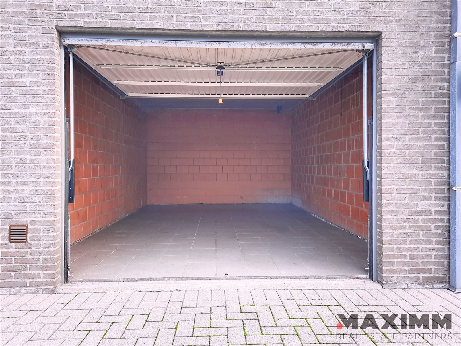 duplex woonst, 110m², terras voor- en achterzijde, garagebox en berging. foto 18