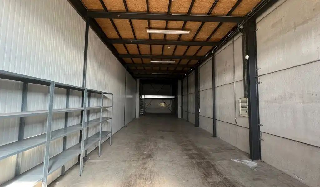 Bedrijfsgebouw met villa te huur langs  E17 in  Kruisem foto 7