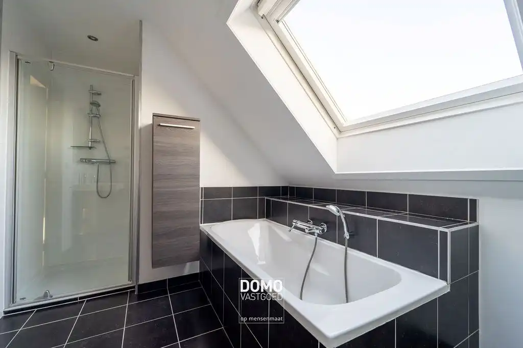 Wonen in alle rust: instapklare open bebouwing met ruime zonnige tuin te Stokrooie foto 19