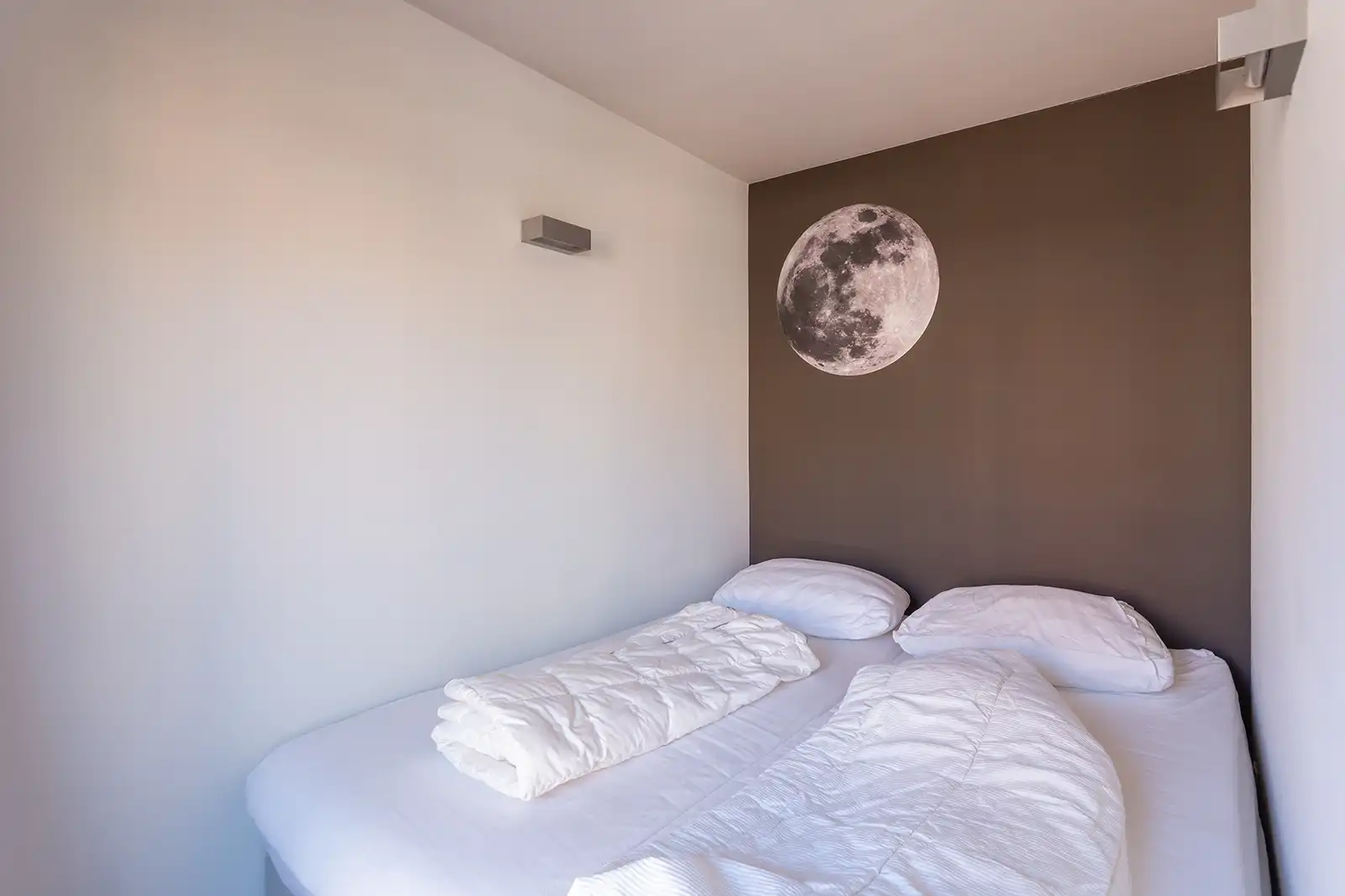 Luxueus en gemeubeld appartement met twee terrassen en parking op het Zuid foto 22
