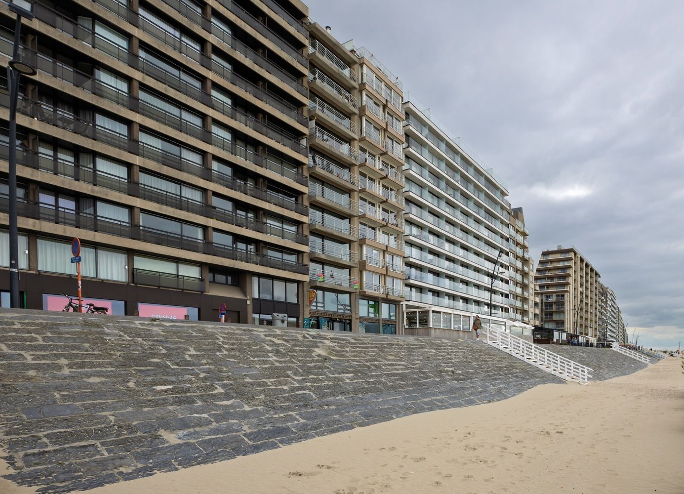 ()=>{if(producerUpdateValueVersion(node),producerAccessed(node),node.value===ERRORED)throw node.error;return node.value} Zeedijk 116/0801 - 8370 Blankenberge