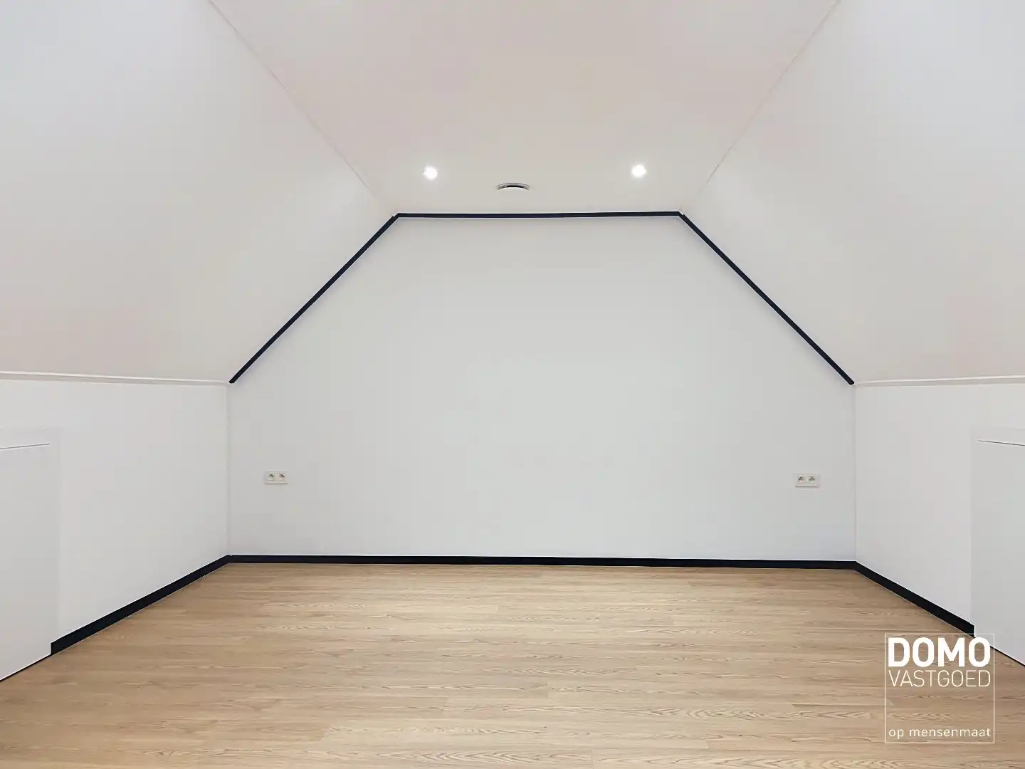 INSTAPKLARE BEN-WONING MET GEOTHERMISCHE WARMTEPOMP, PASSIEVE KOELING EN DOMOTICA foto 18