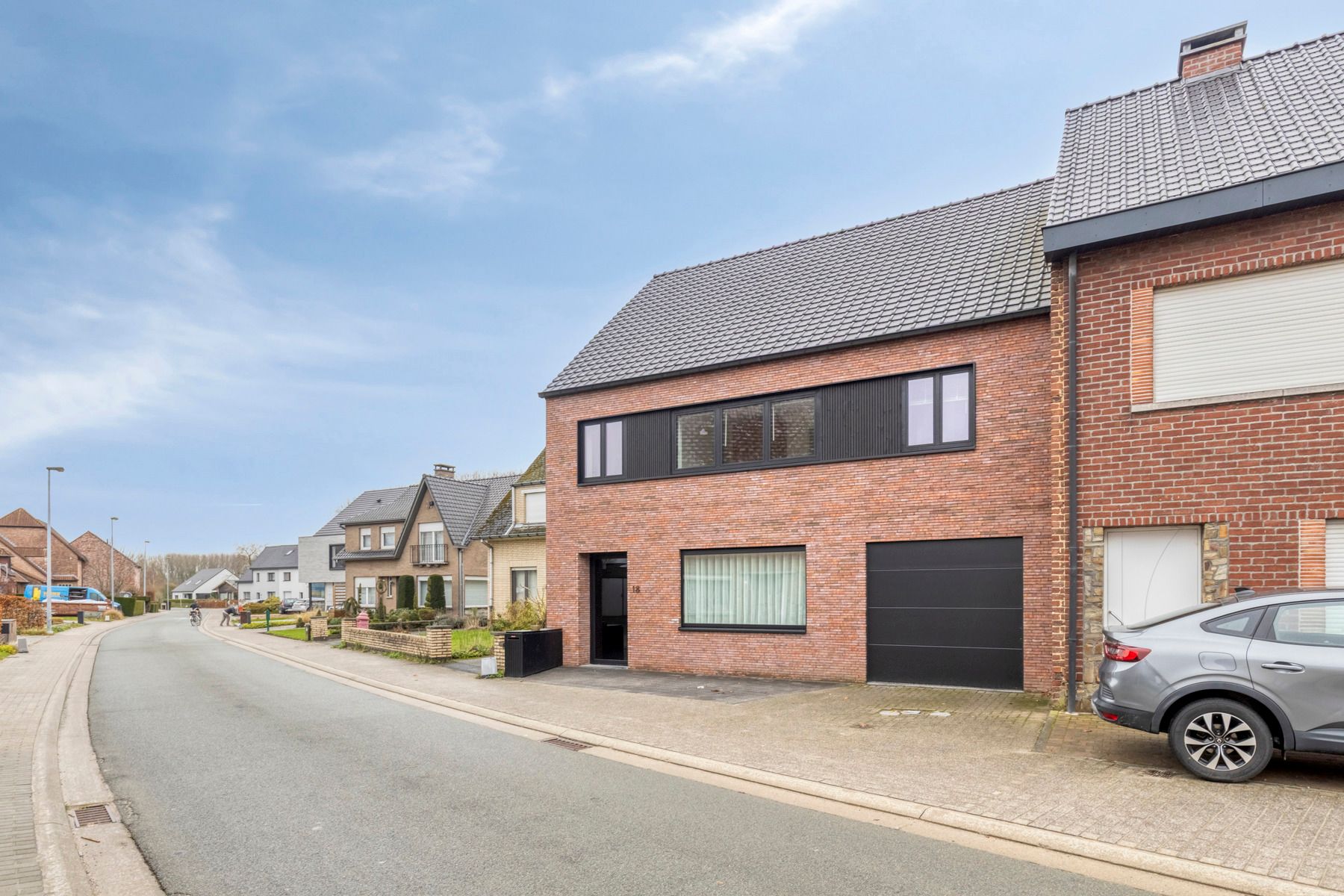 Huis te koop foto {{pictureIndex}}