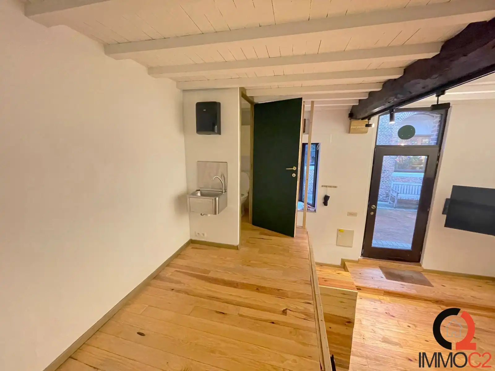 Commerciële ruimte te huur foto 7