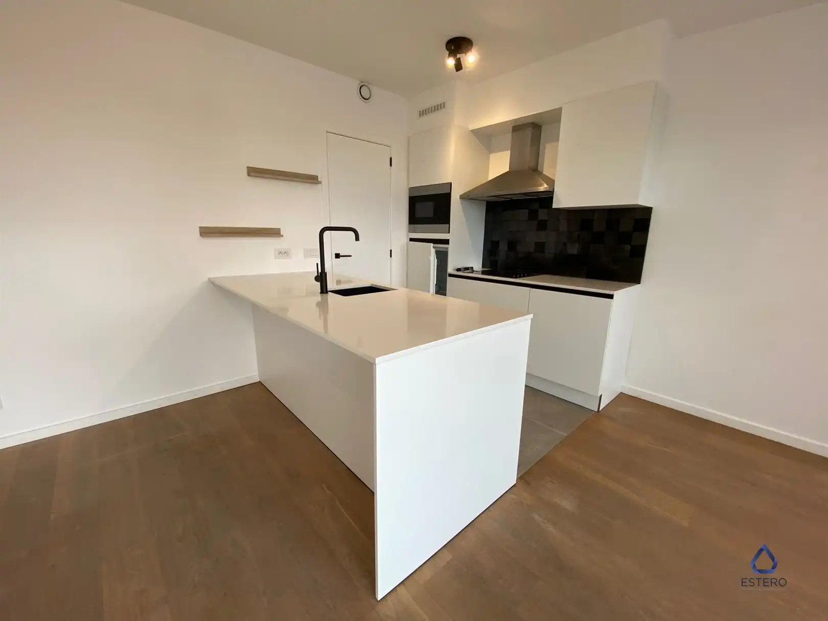 2 slaapkamer appartement op gunstige locatie foto 2