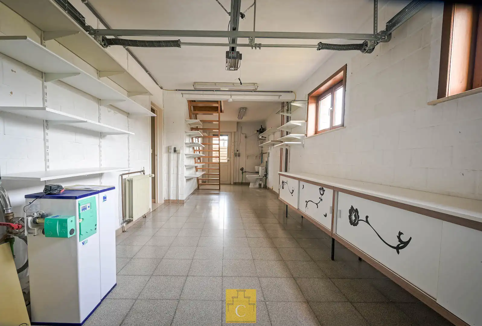 Verzorgde woning met zongerichte tuin op gegeerde locatie te Sint-Michiels foto 25