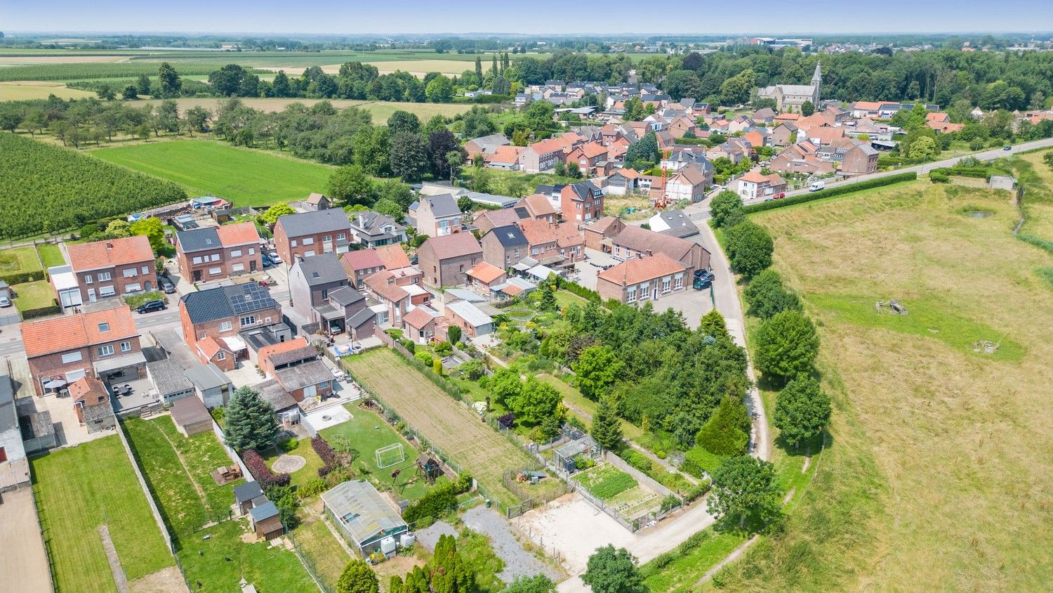 Ruime woning (HO) met 2 grote slaapkamers, garage en tuin foto 20