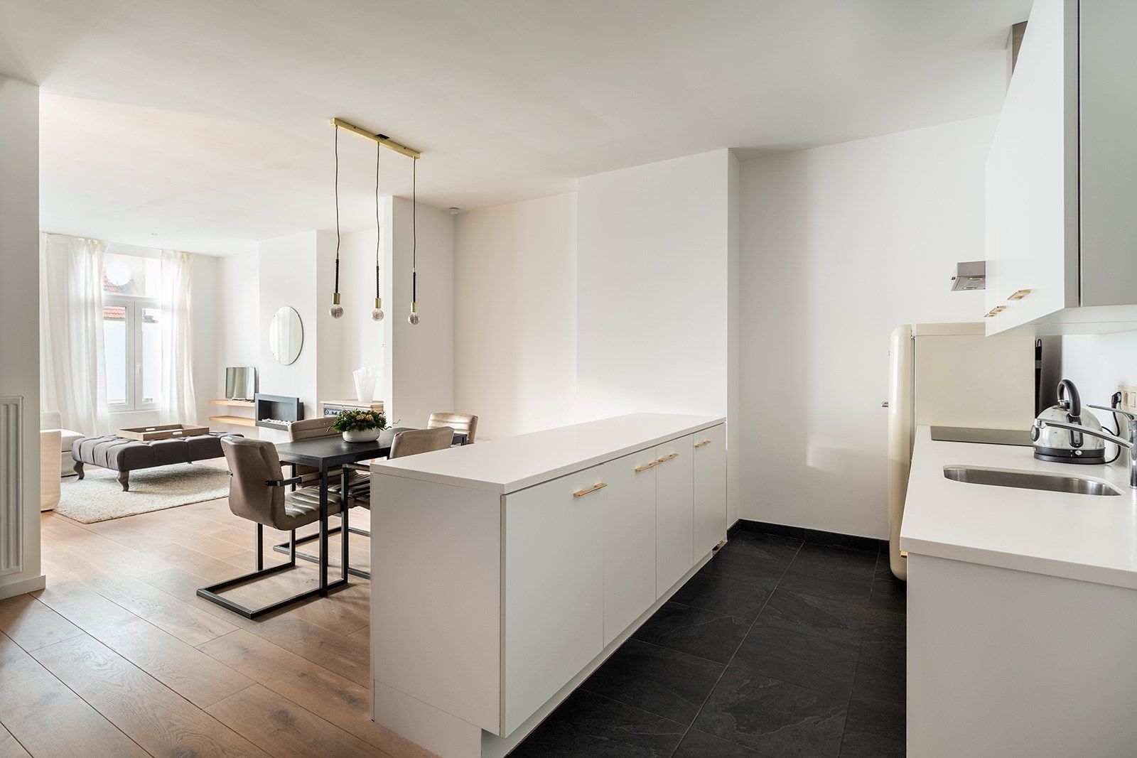 Wonen op een zucht van de hippe Marnixplaats  foto 13