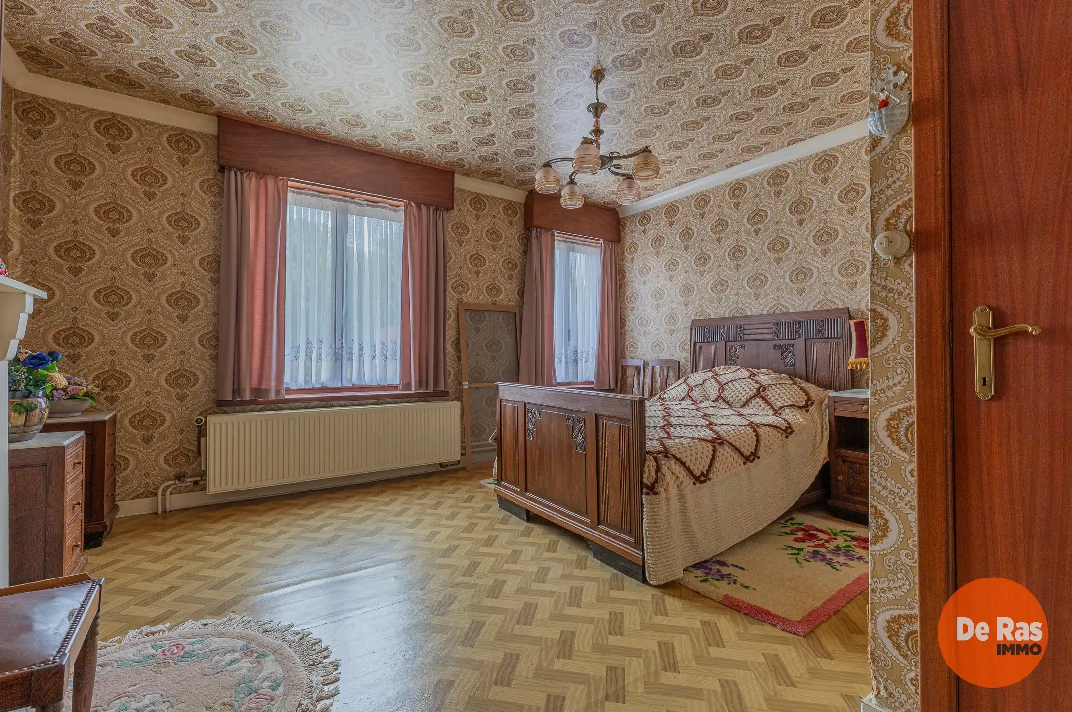 MOORTSELE - Te renoveren woning met tal van mogelijkheden foto 17
